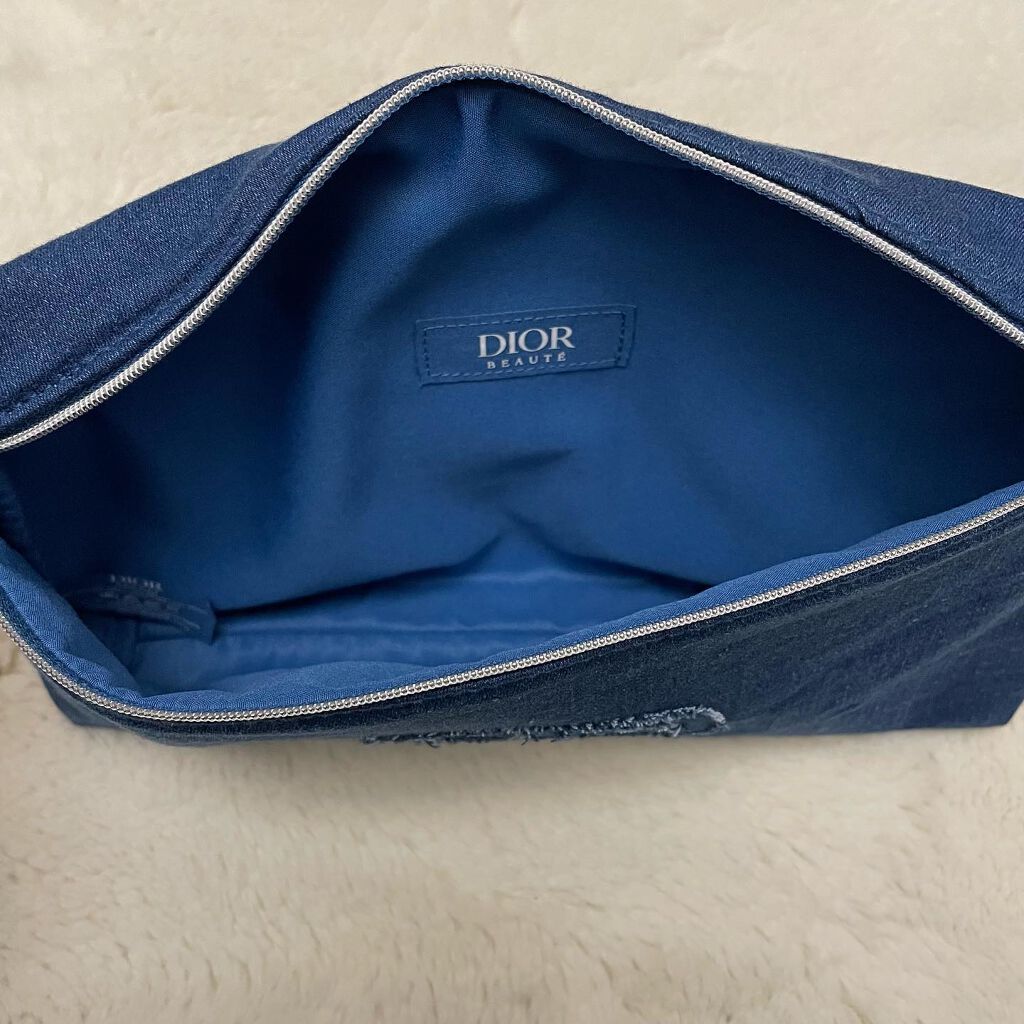 すぅ on LIPS 「ʚ♡ɞ✧*。ディオールDior✧*。ノベルティポーチ∴∵∴୨୧..」(5枚目)