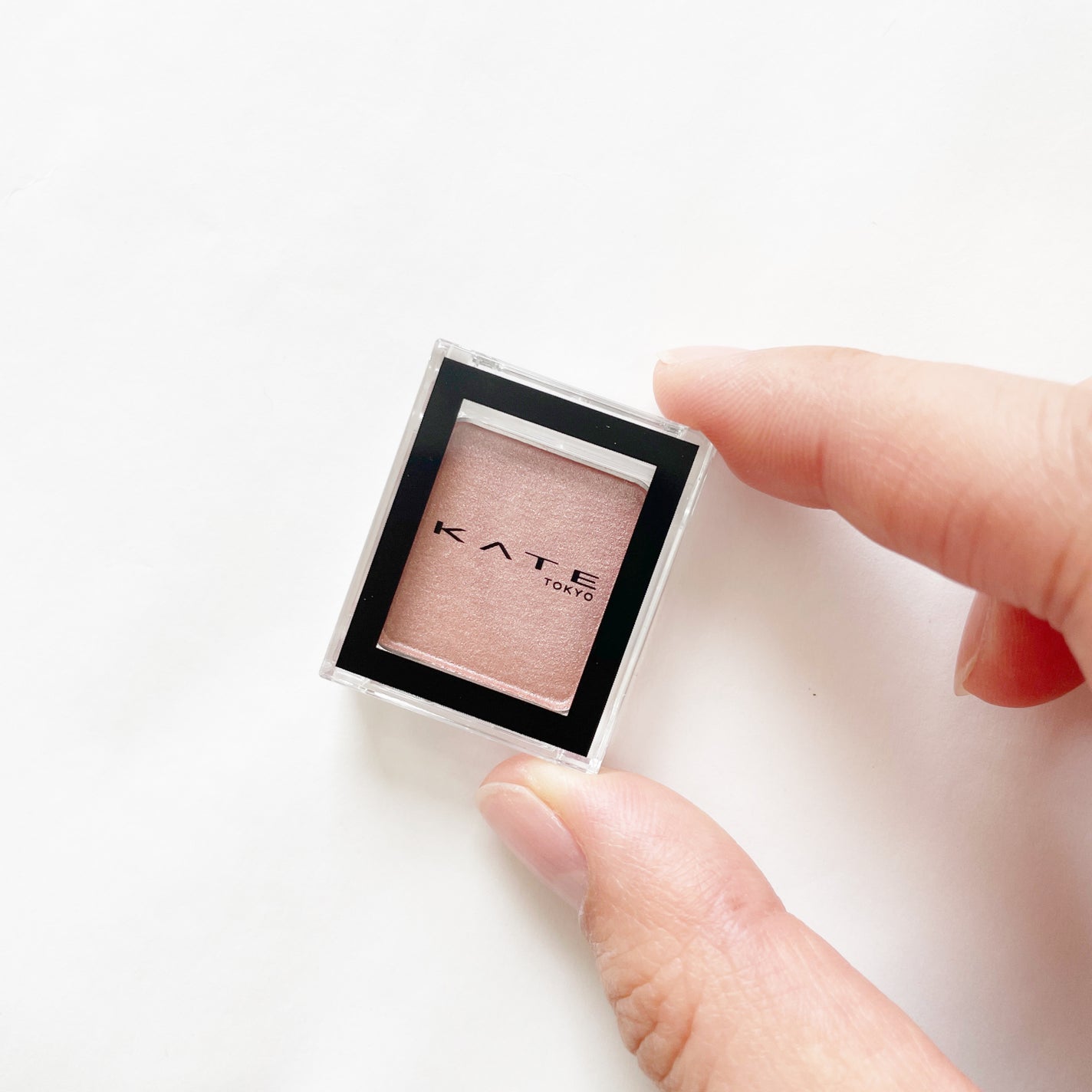 ケイト ザ アイカラー/KATE/単色アイシャドウを使ったクチコミ(2枚目)