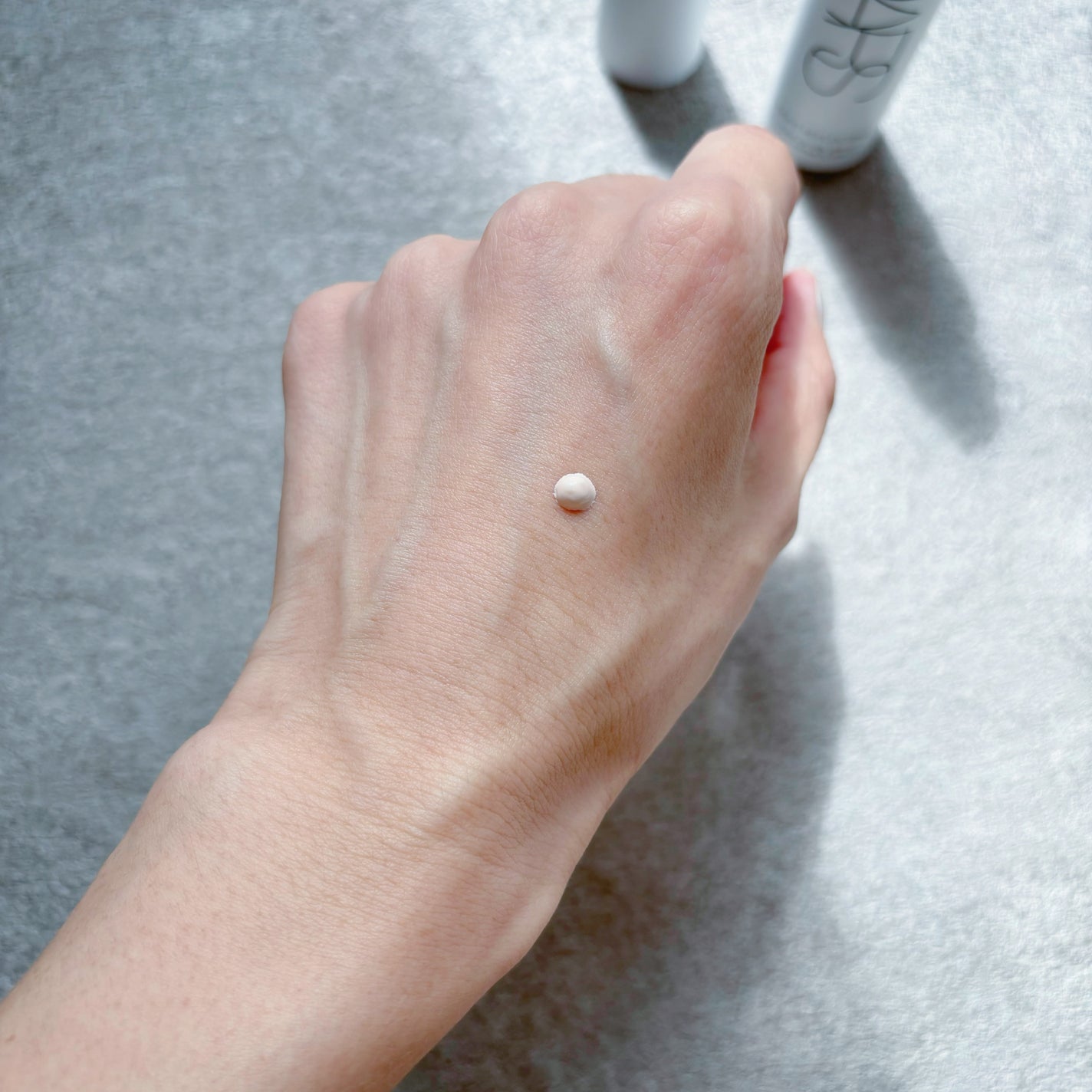 ライトリフレクティング トーンアップヴェール/NARS/化粧下地を使ったクチコミ(2枚目)