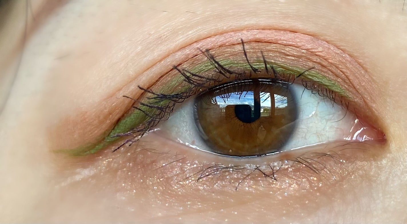 ソフトブラーリングアイパレット/wakemake/アイシャドウパレットを使ったクチコミ(5枚目)