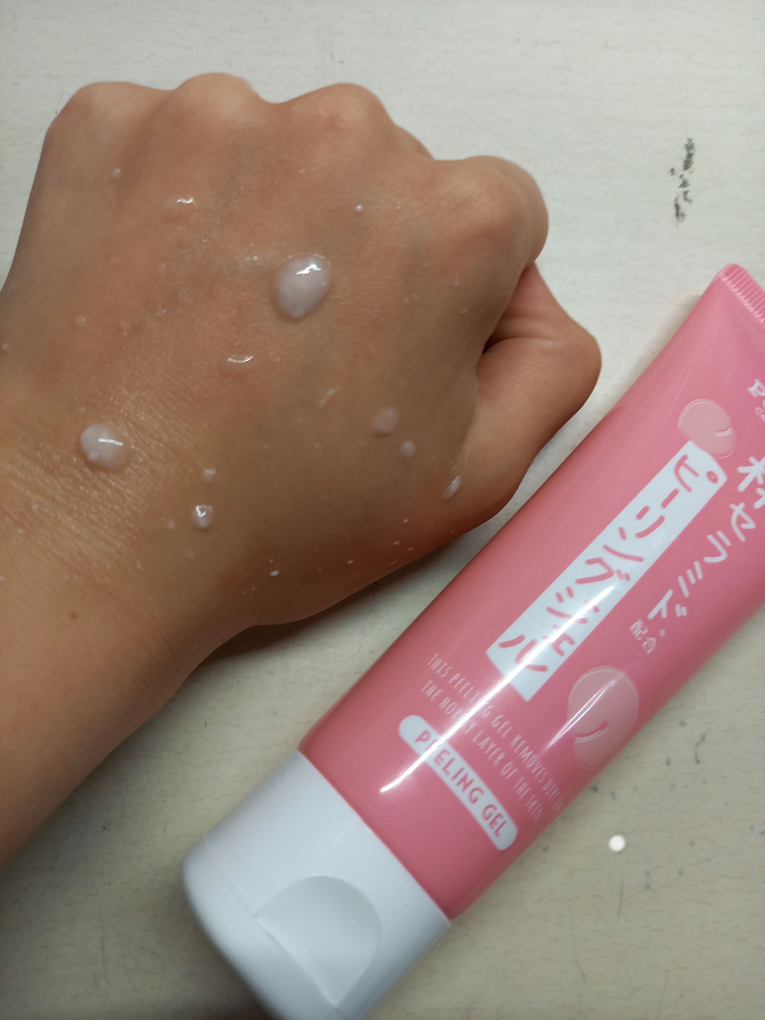 桃セラミド配合ピーリングジェル/DAISO/ピーリングを使ったクチコミ（1枚目）