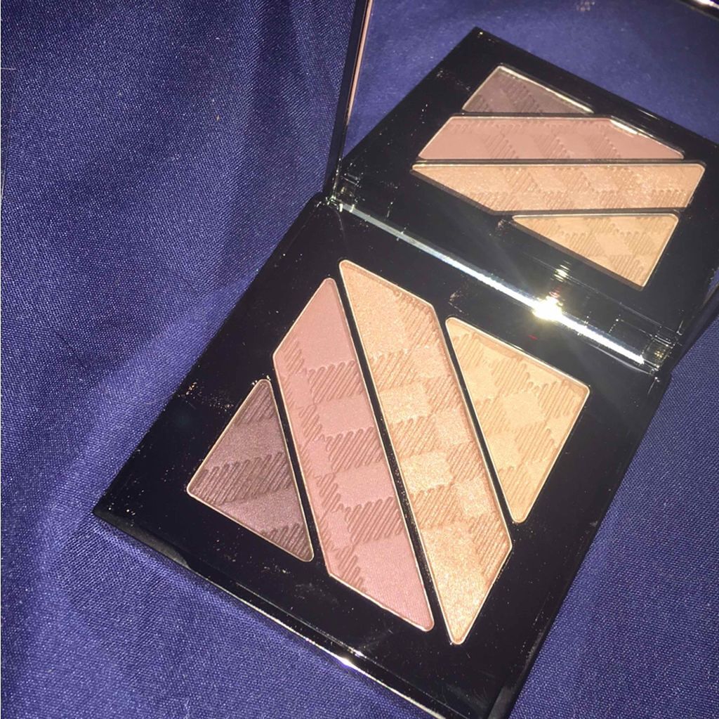 コンプリートアイパレット/Burberry Beauty/アイシャドウパレットを使ったクチコミ（1枚目）