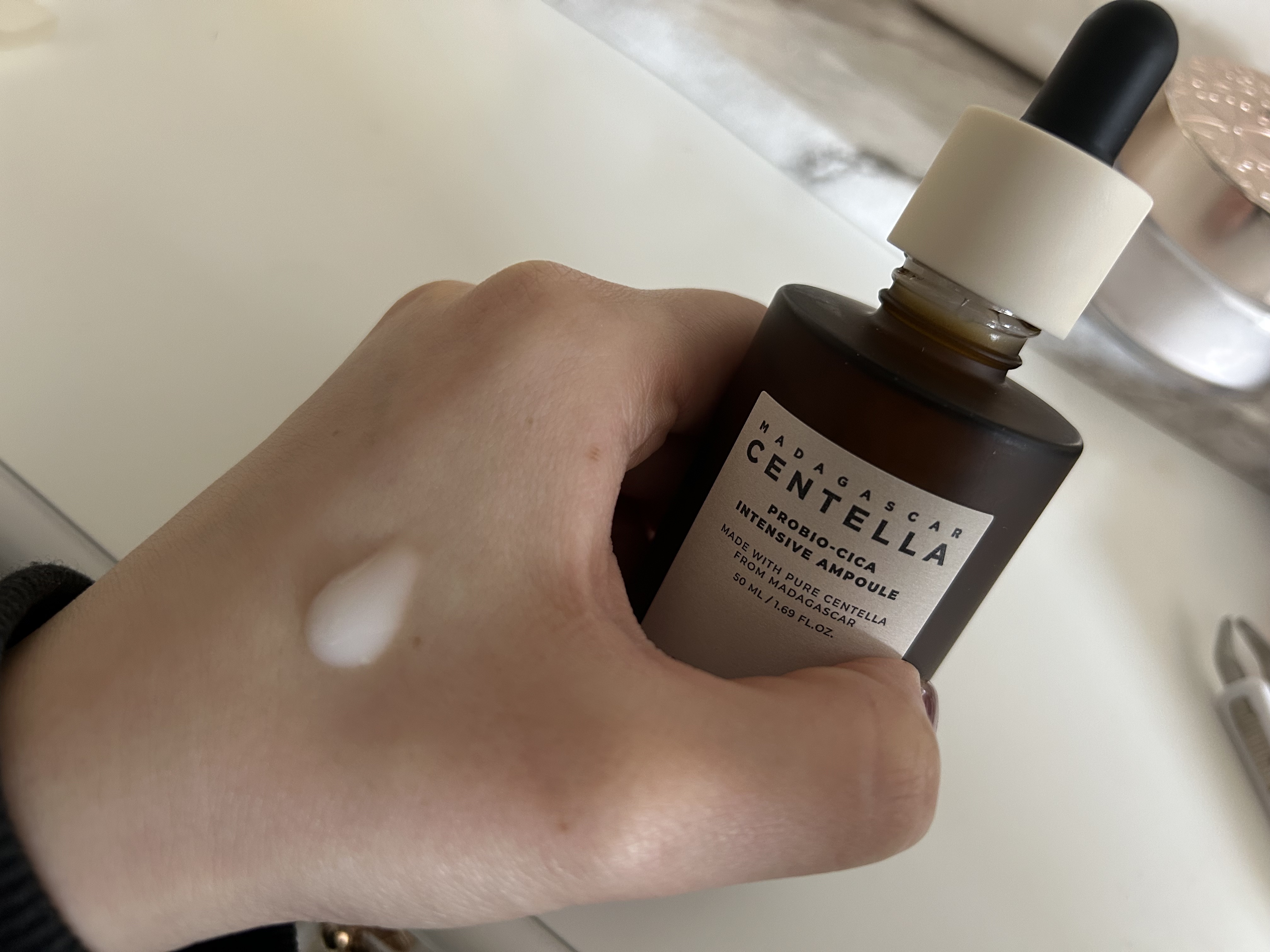 プロバイオシカ インテンシブ アンプル/SKIN1004/美容液を使ったクチコミ（1枚目）