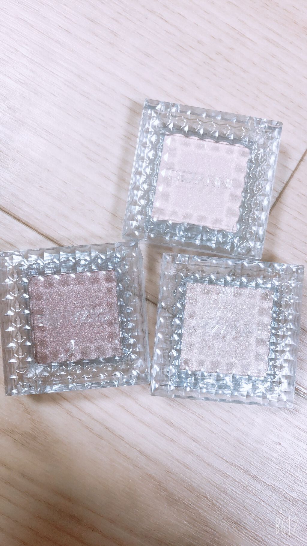 SIMA.25 on LIPS 「最近のお気に入りアイシャドウ✨..」(1枚目)