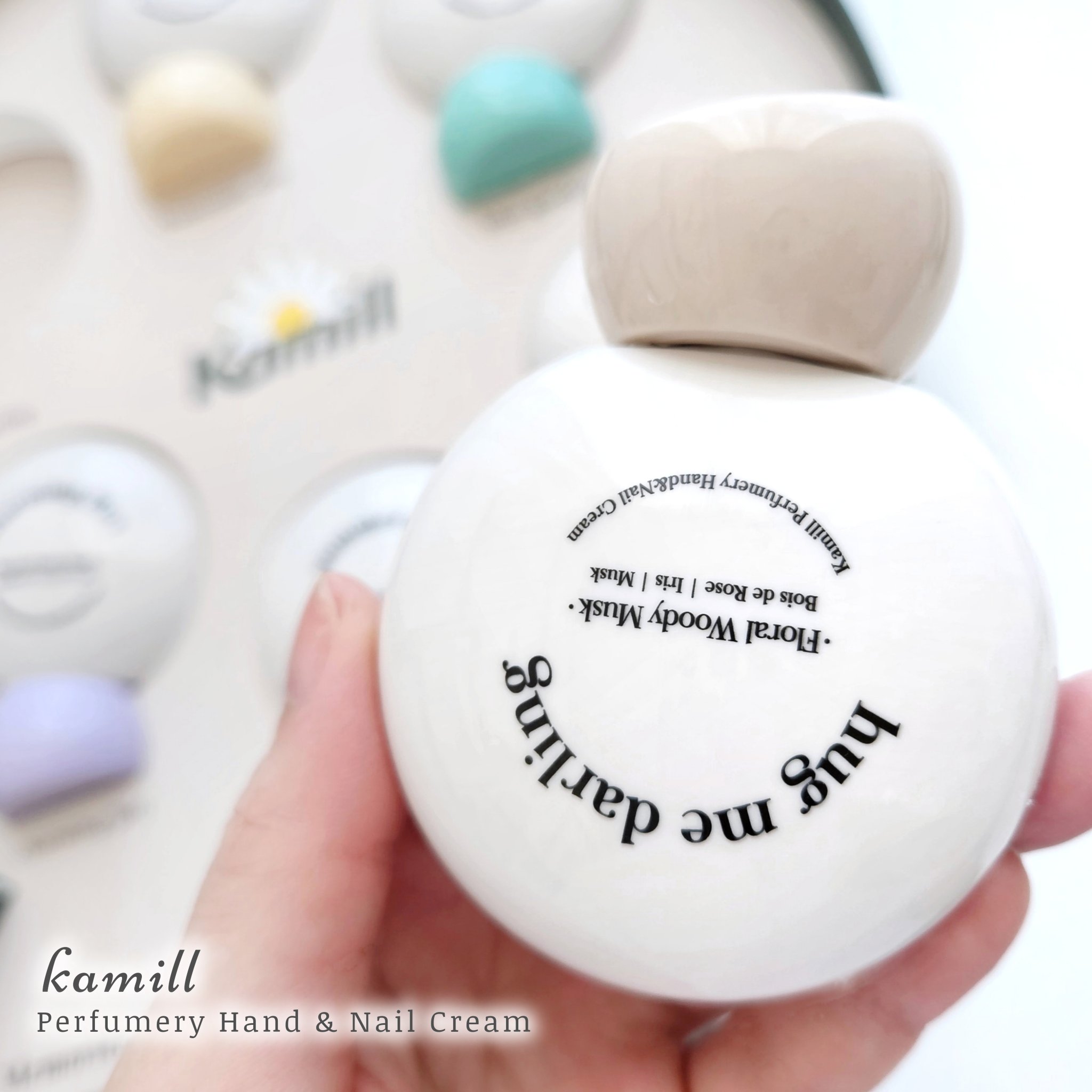 パフューマリー ハンド＆ネイルクリーム デューイアルテミシア 50ml/カミール/ハンドクリームを使ったクチコミ（2枚目）