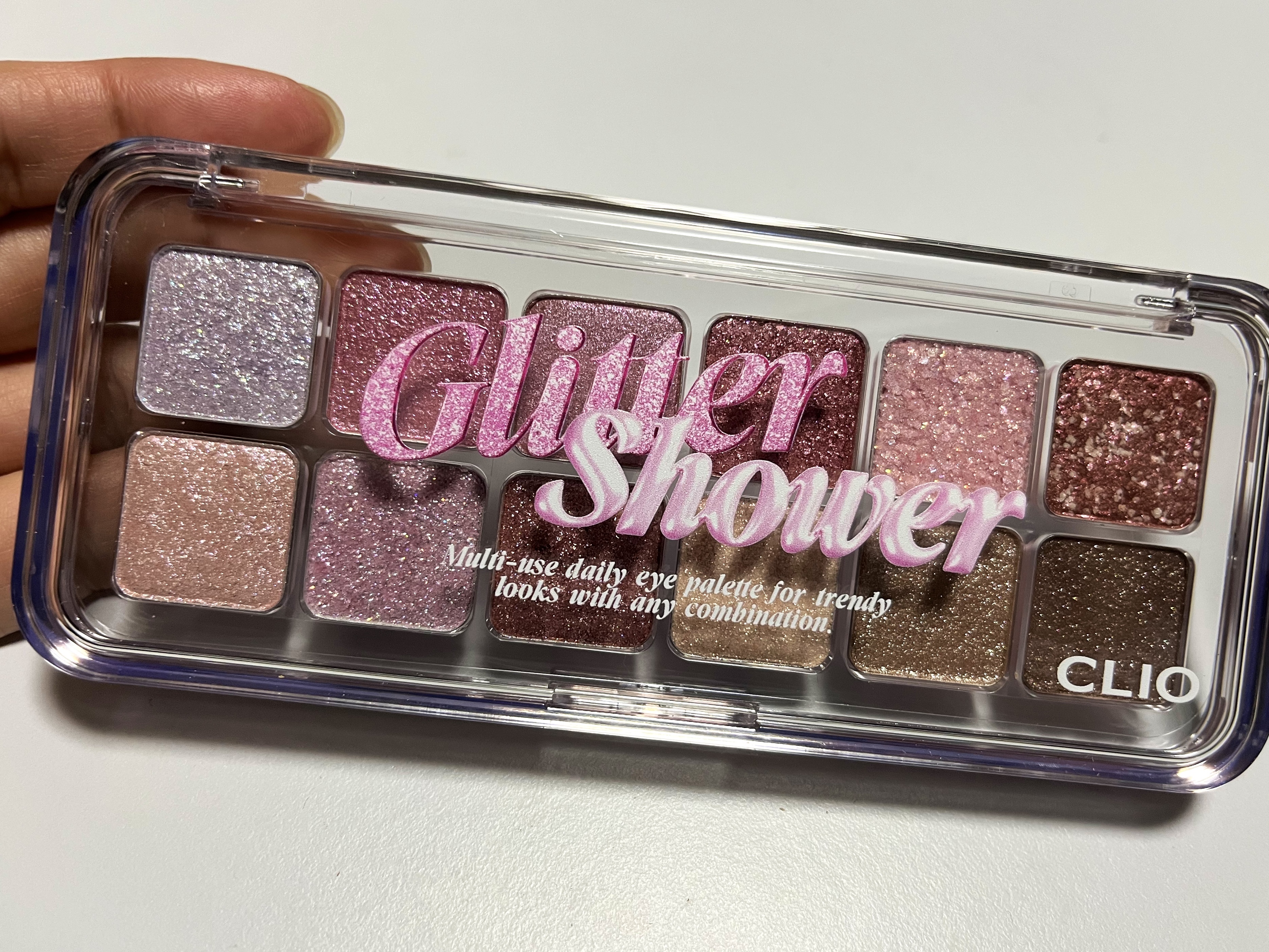 プロ アイ パレット エアー 100 グリッターシャワー(GLITTER SHOWER)/CLIO/アイシャドウパレットを使ったクチコミ（1枚目）