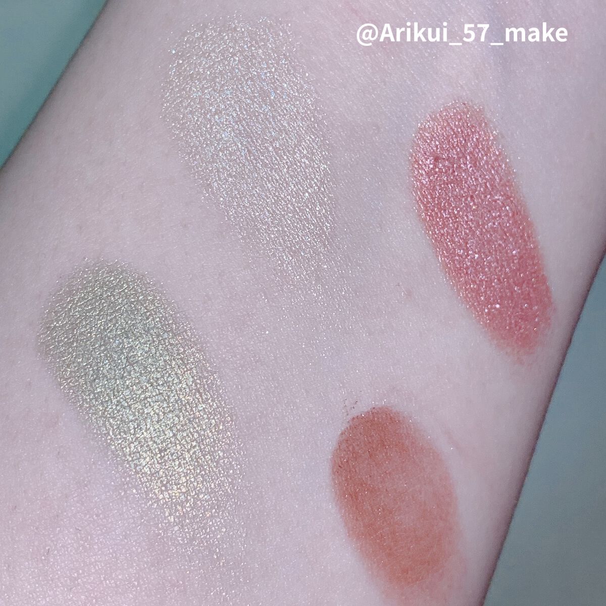 GENE TOKYO リラクシーアイシャドウ/DAISO/アイシャドウパレットを使ったクチコミ（2枚目）