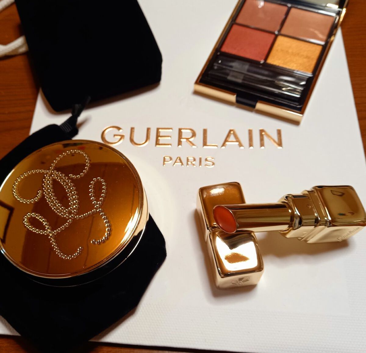 パリュール ゴールド クッション N/GUERLAIN/クッションファンデーションを使ったクチコミ（2枚目）