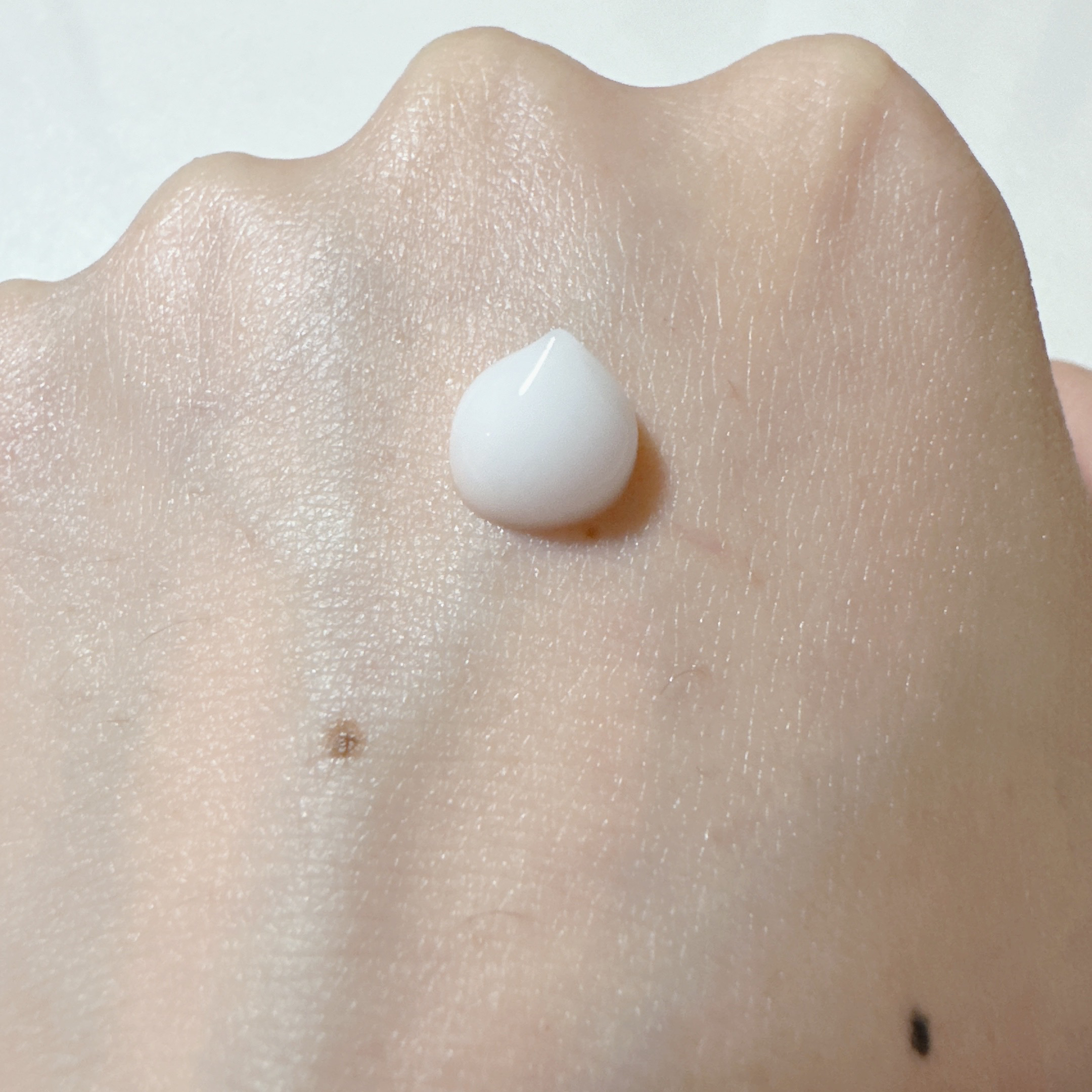 スプリングウォーター+ヒアルロン酸クリーム/+REAL/フェイスクリームを使ったクチコミ（3枚目）