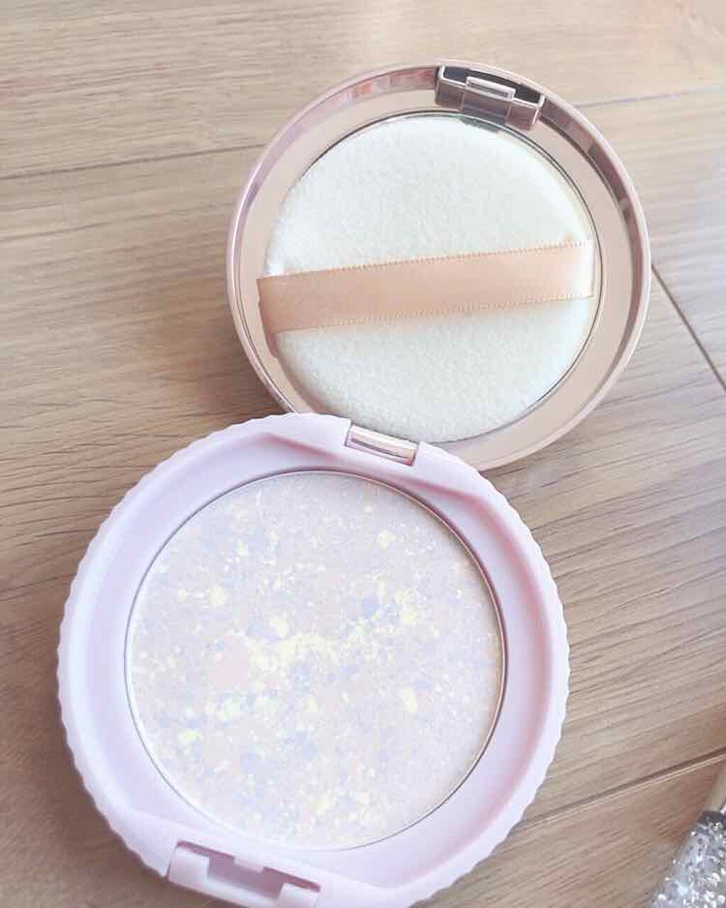 トランスペアレントフィニッシュパウダー/キャンメイク/プレストパウダーを使ったクチコミ(1枚目)