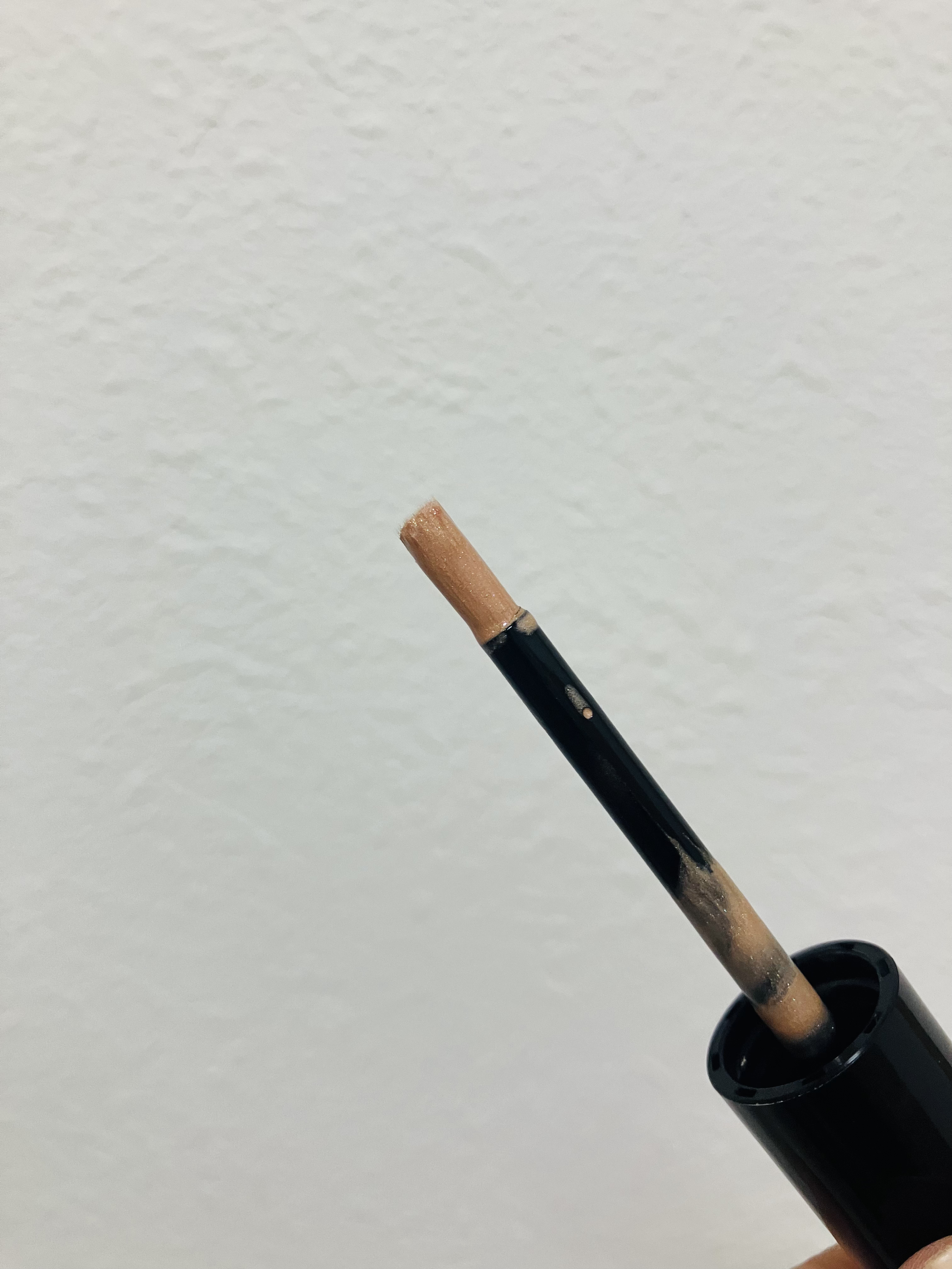 Koh Gen Do マイファンスィー アクアファンデーション イルミネーターのクチコミ「ツヤが自由自在に操れる！！
ファンデーションの上からひと筆で、ほしい”艶”と”明るさ”を瞬時に.....」（2枚目）