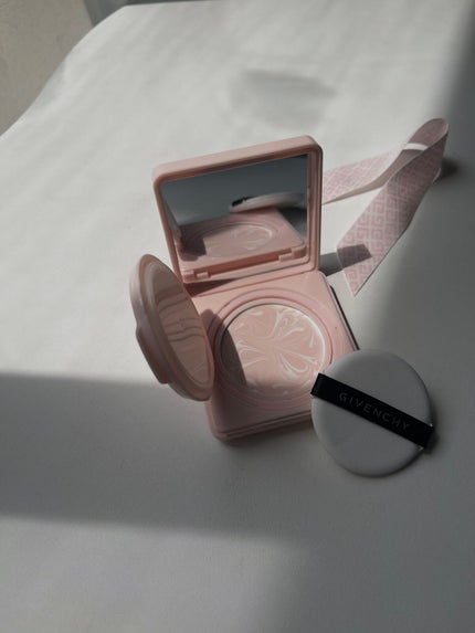 スキン PFCT コンパクト クリーム/GIVENCHY/化粧下地を使ったクチコミ(1枚目)