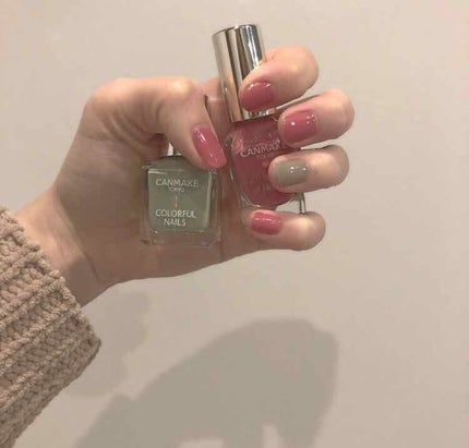 カラフルネイルズ/キャンメイク/マニキュアを使ったクチコミ(2枚目)