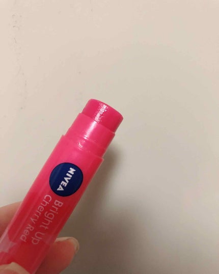 モイストピュアカラーリップ/ニベア/リップクリームを使ったクチコミ(2枚目)