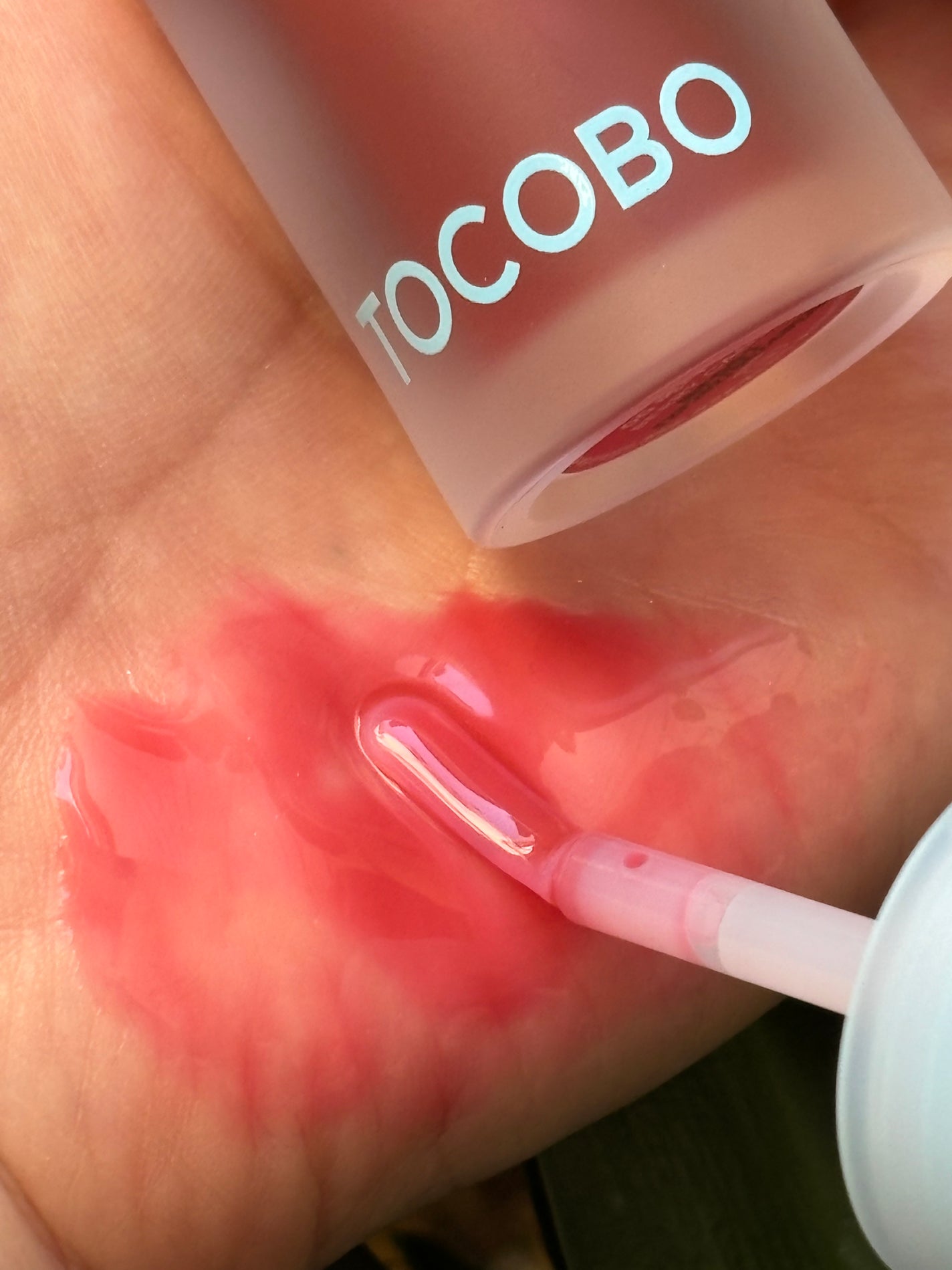 ジューシーベリープランピングリップオイル/TOCOBO/リップグロスを使ったクチコミ(6枚目)