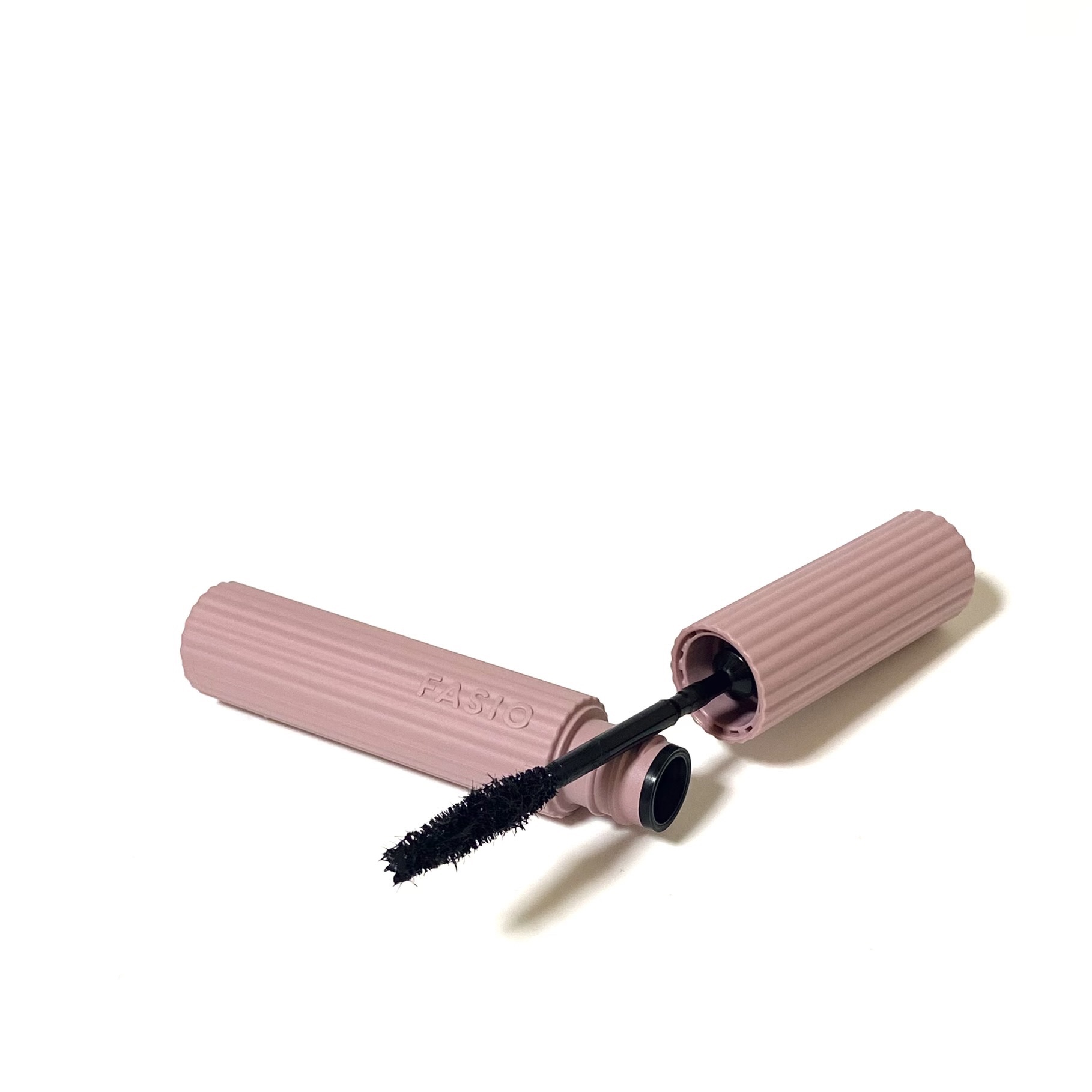 まつパ級 フィルム マスカラ (ロング&ボリューム)/FASIO/マスカラを使ったクチコミ（3枚目）