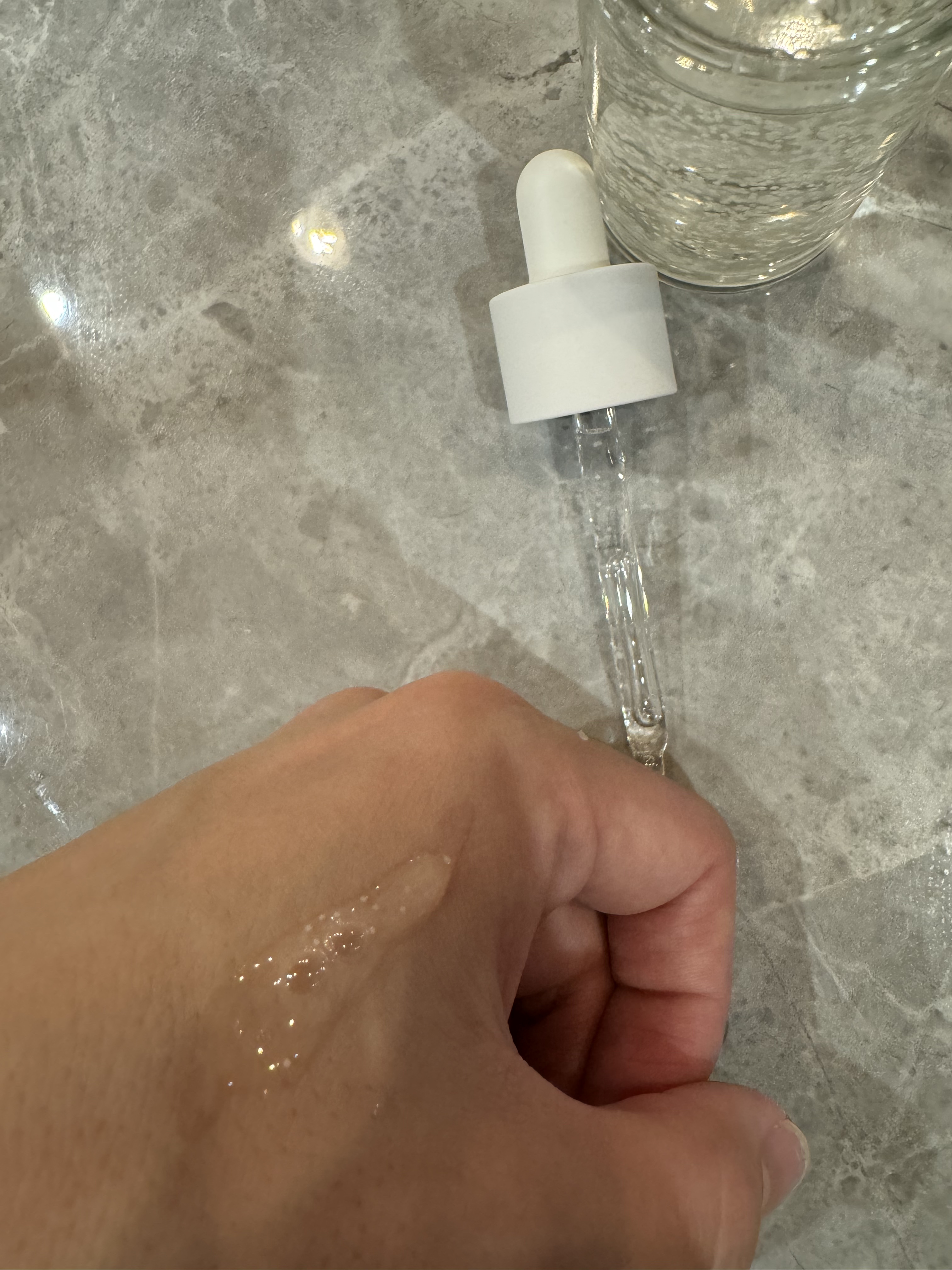 トーンブライトニング カプセルアンプル/SKIN1004/美容液を使ったクチコミ（2枚目）