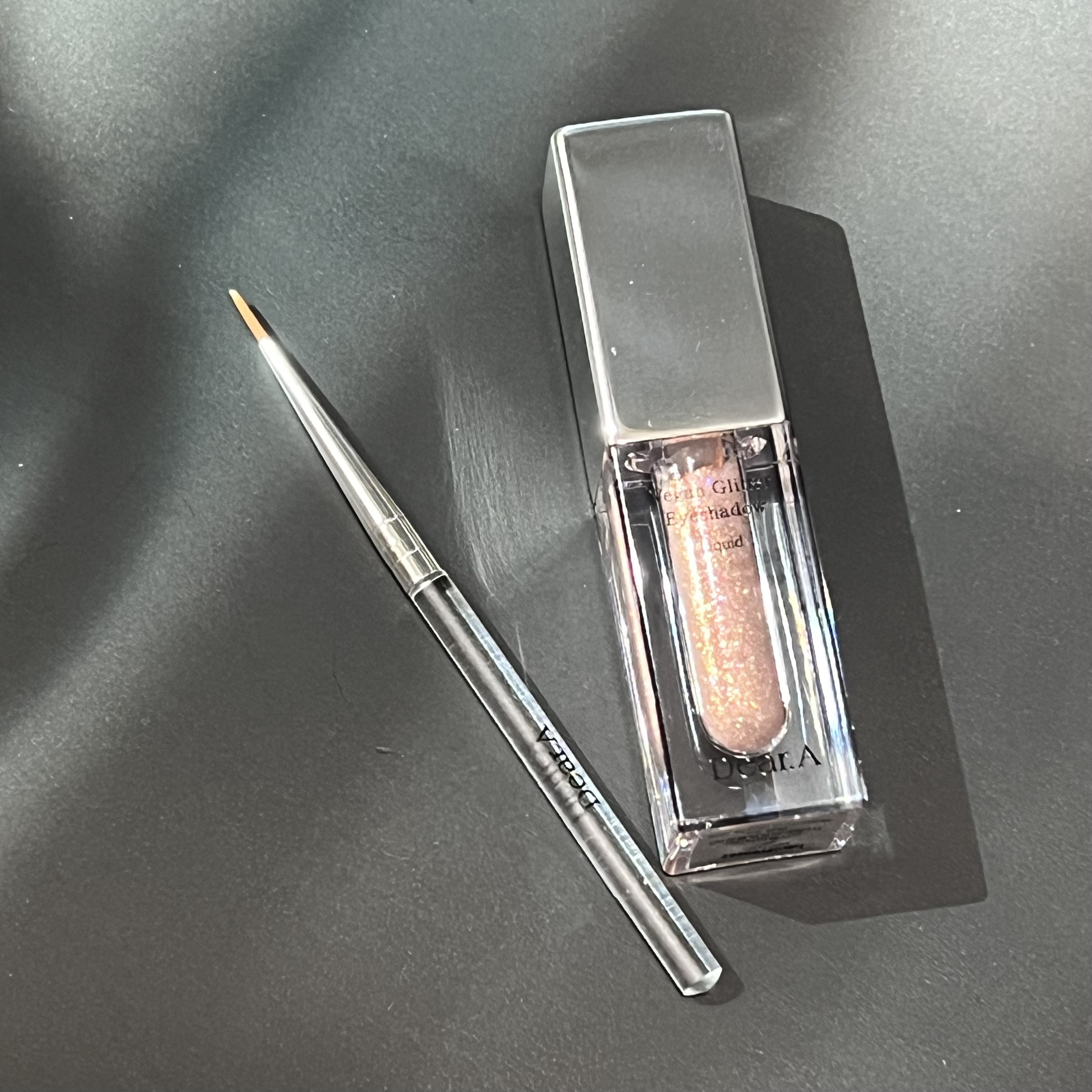 グリッターアイシャドウ 02 SUN BEAM/Dear.A/グリッターを使ったクチコミ（2枚目）