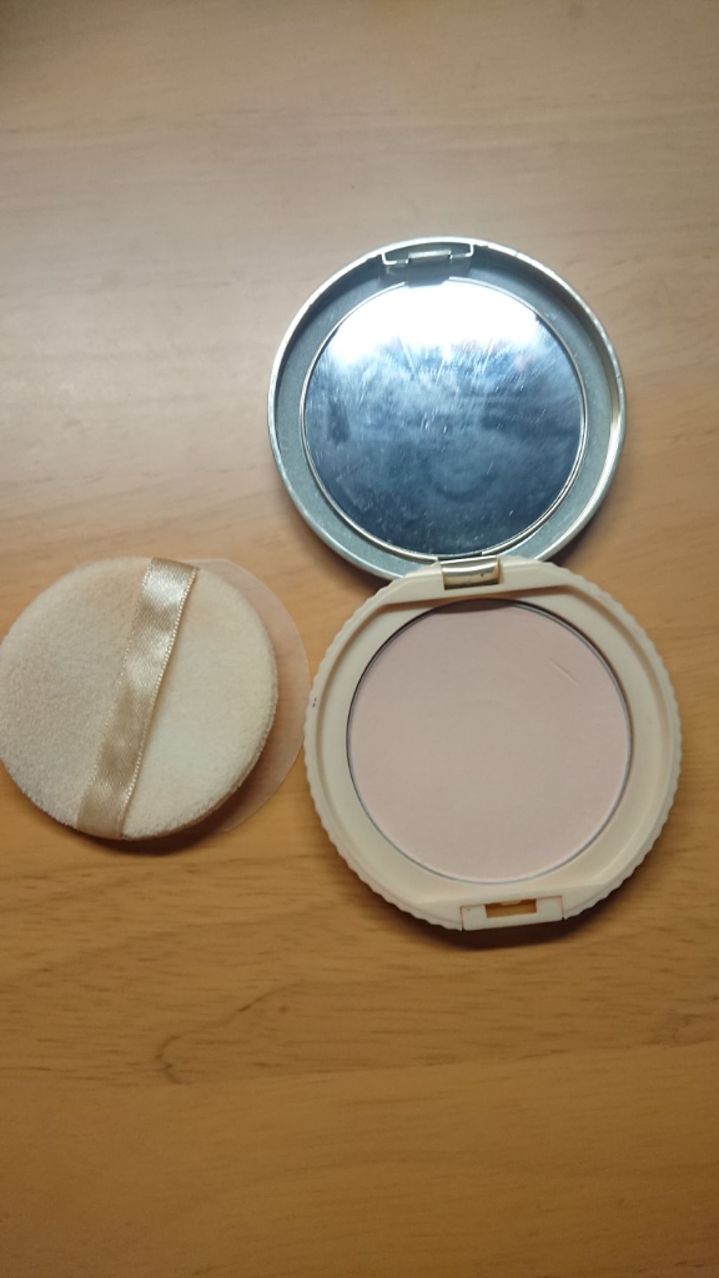 【旧品】マシュマロフィニッシュパウダー/キャンメイク/プレストパウダーを使ったクチコミ（2枚目）