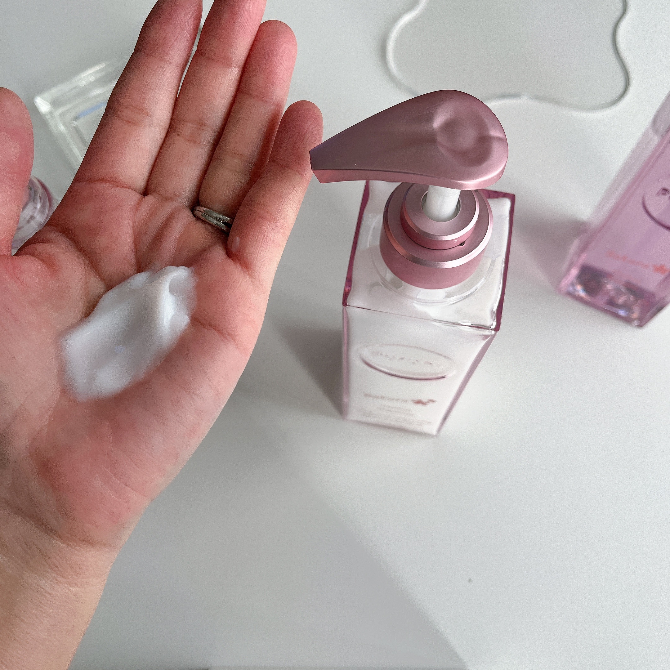 プルント　コントロール美容液ヘアオイル　サクラ  80mL/Purunt./ヘアオイルを使ったクチコミ（3枚目）