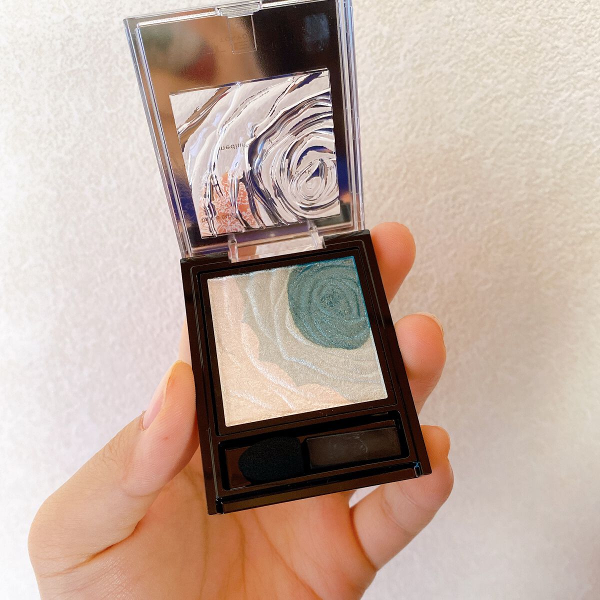 アイシーローズシャドウ/KATE/アイシャドウパレットを使ったクチコミ(2枚目)