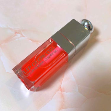 Dior addict lip grow oil
015 Cherry ￥3,800+tax

✨Diorの新作リップオイル✨

ようやく再入荷していてゲットできました🌼
012ローズウッド目当てでした