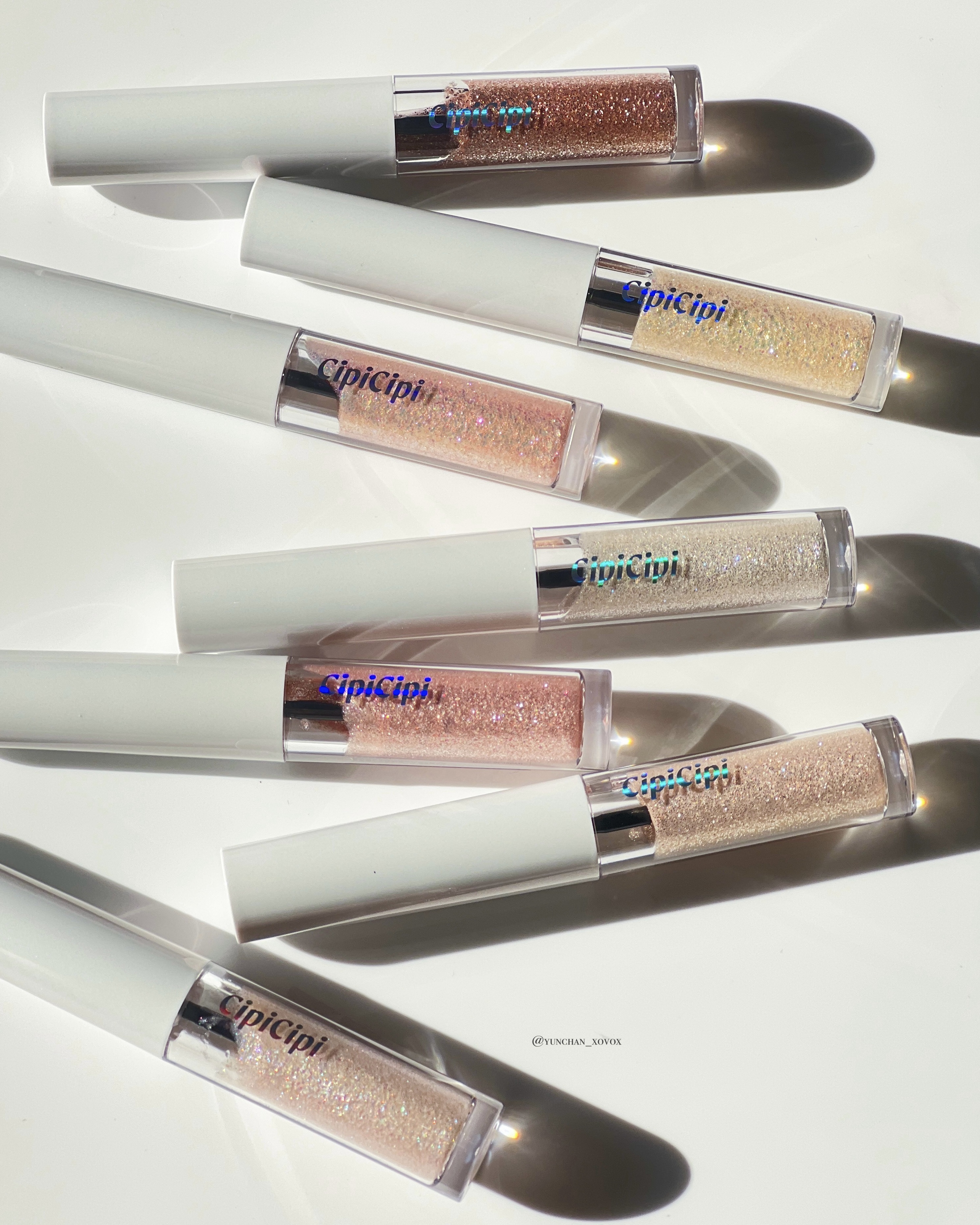 シピシピ グリッター イルミネーションライナー S 02 トゥインクルスター/CipiCipi/リキッドアイライナーを使ったクチコミ（3枚目）