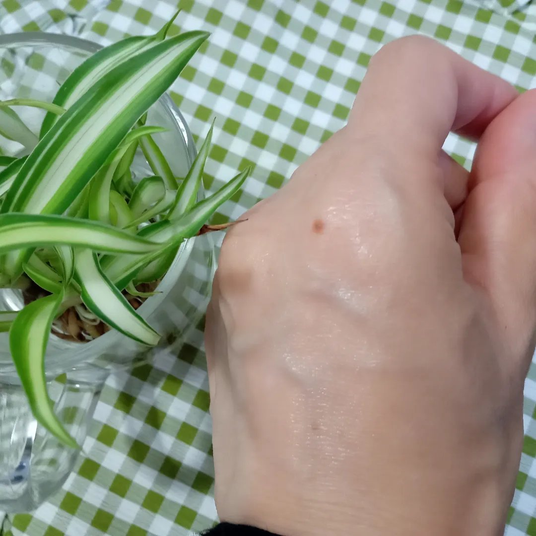 ブルーミングパフューム ハンドクリーム/ミルクバオバブ/ハンドクリームを使ったクチコミ（3枚目）