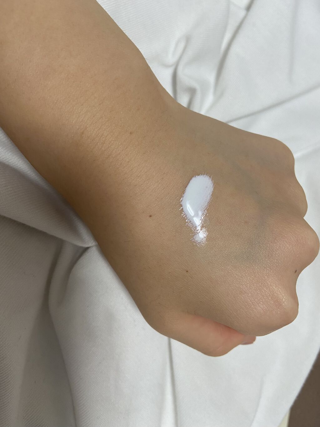 皮脂テカリ防止下地/CEZANNE/化粧下地を使ったクチコミ（3枚目）