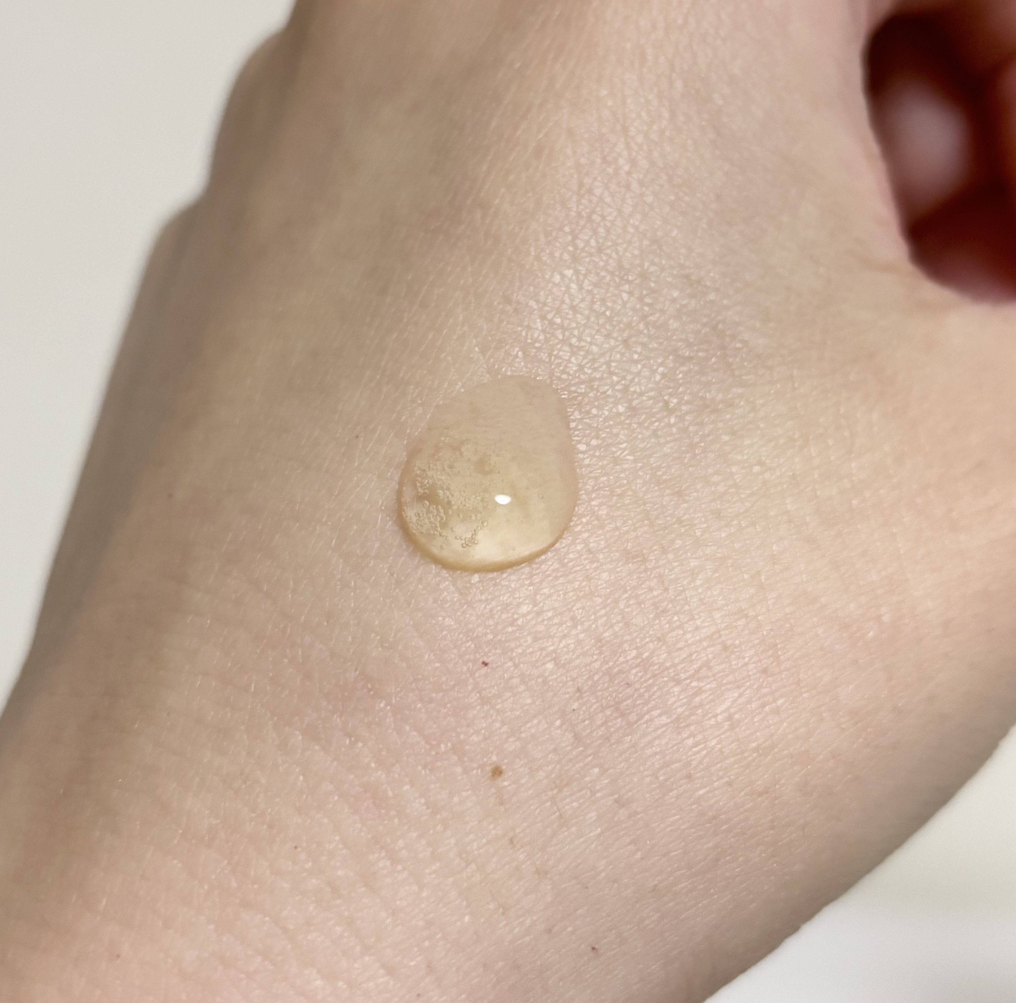 グリーンタンジェリン ビタC ダークスポットケアセラム/goodal/美容液を使ったクチコミ（2枚目）