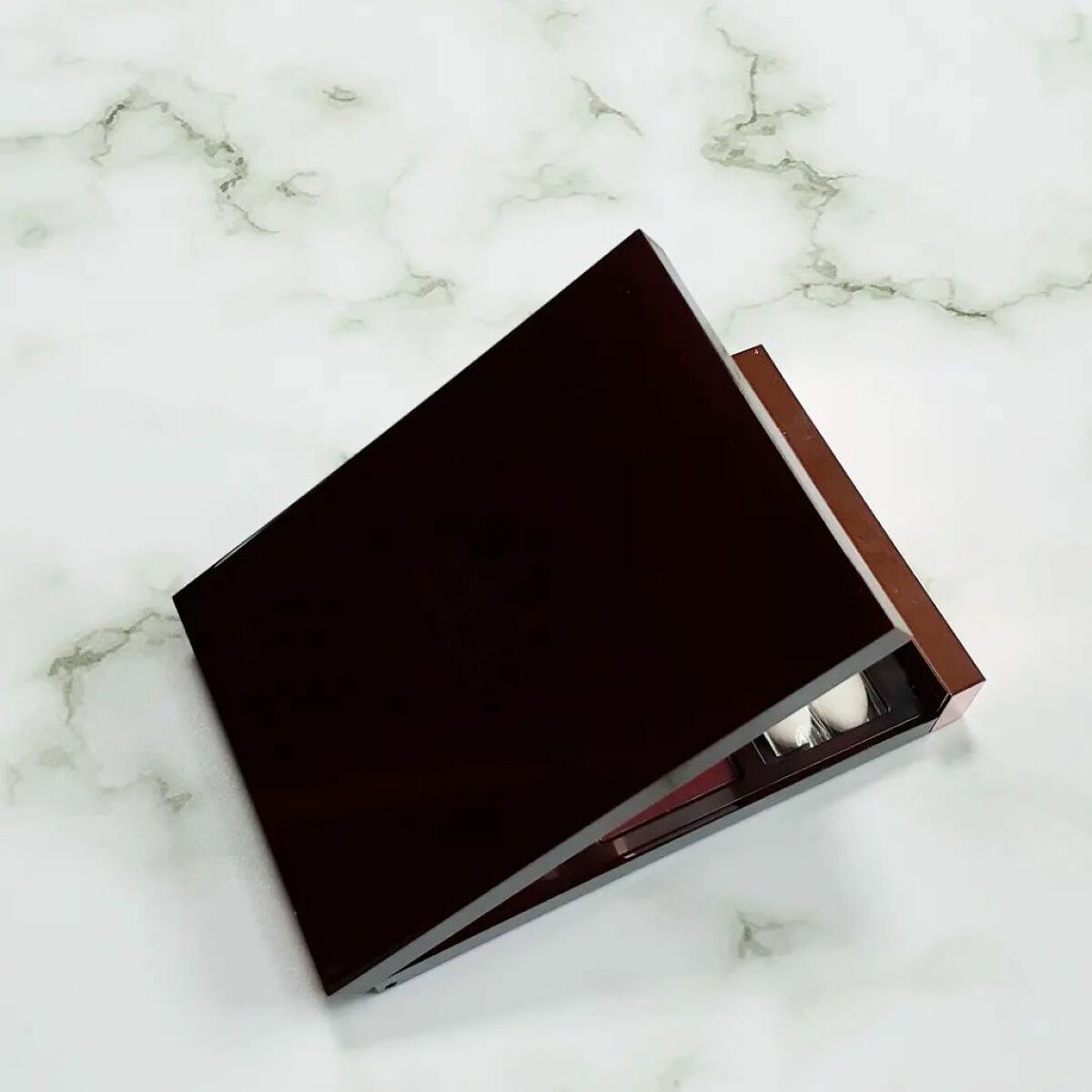 アイ カラー クォード 02SC チェリー スモーク (限定色)/TOM FORD BEAUTY/アイシャドウパレットを使ったクチコミ（2枚目）