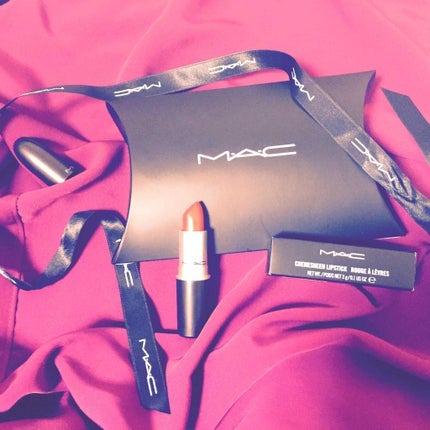 リップスティック ダズン カーネーションズ(クリームシーン)/M・A・C/口紅を使ったクチコミ(1枚目)