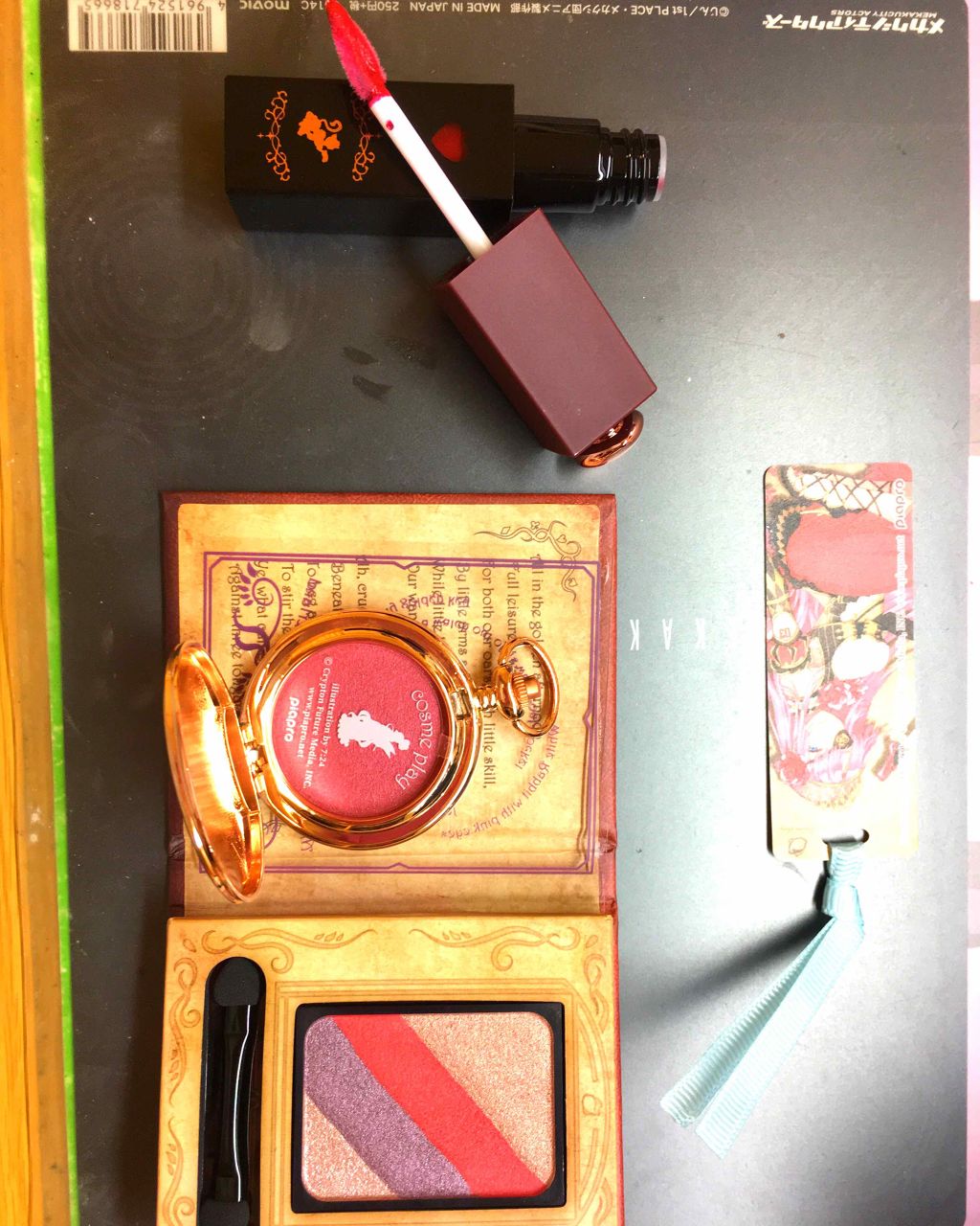 童話コスメ✕初音ミク 洋古書アイシャドウ/cosme play/アイシャドウパレットを使ったクチコミ(3枚目)