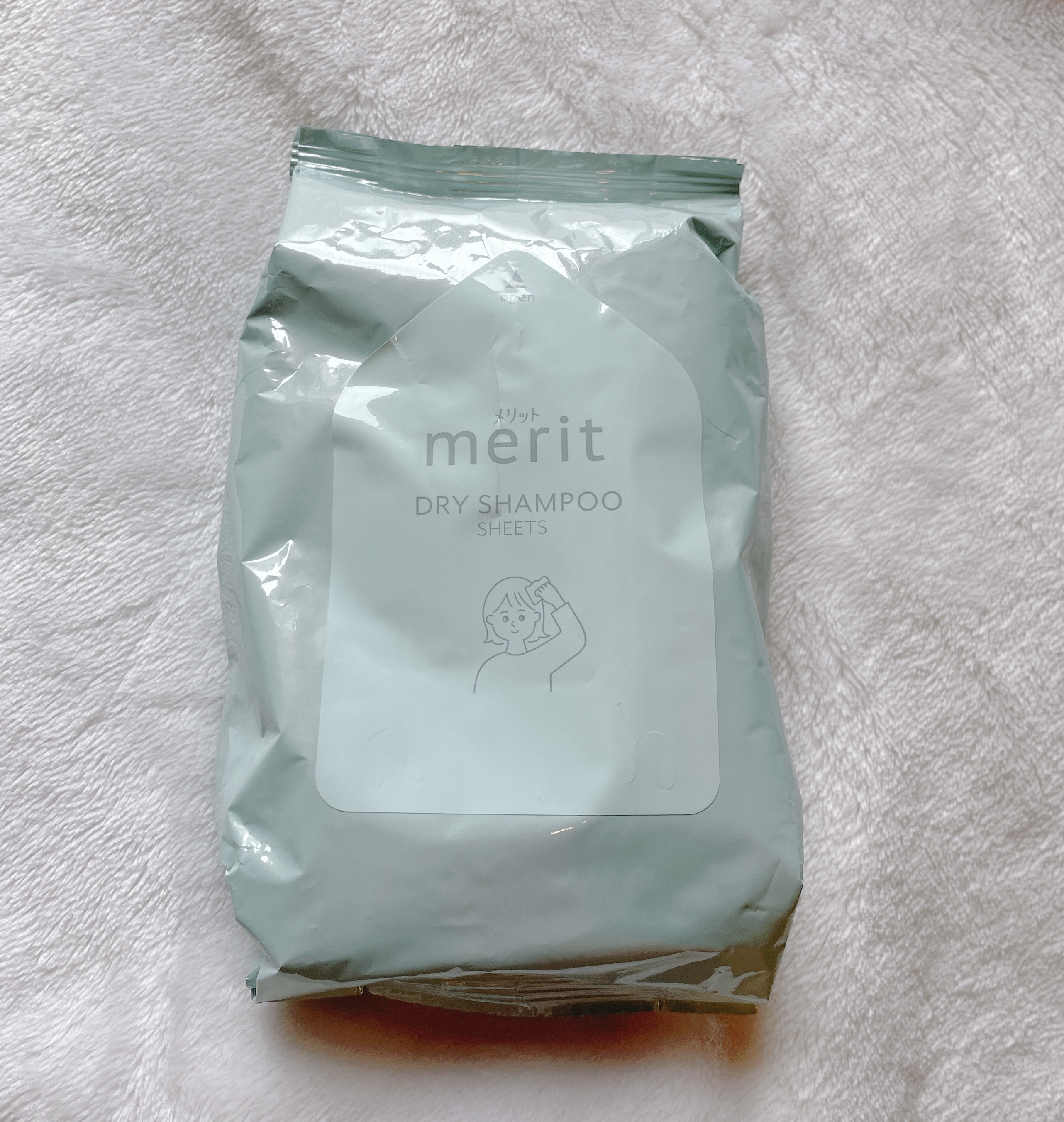 メリット ドライシャンプーシート すっきり爽快タイプ 12枚入り/メリット/ドライシャンプーを使ったクチコミ（1枚目）