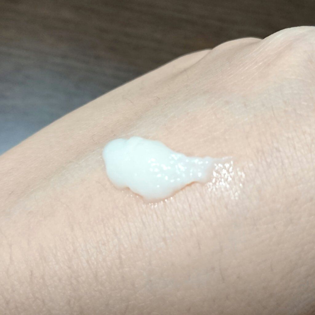 ロブサ・デ・コル ナイトリペアクリーム/ロブサ・デ・コル/ハンドクリームを使ったクチコミ(4枚目)