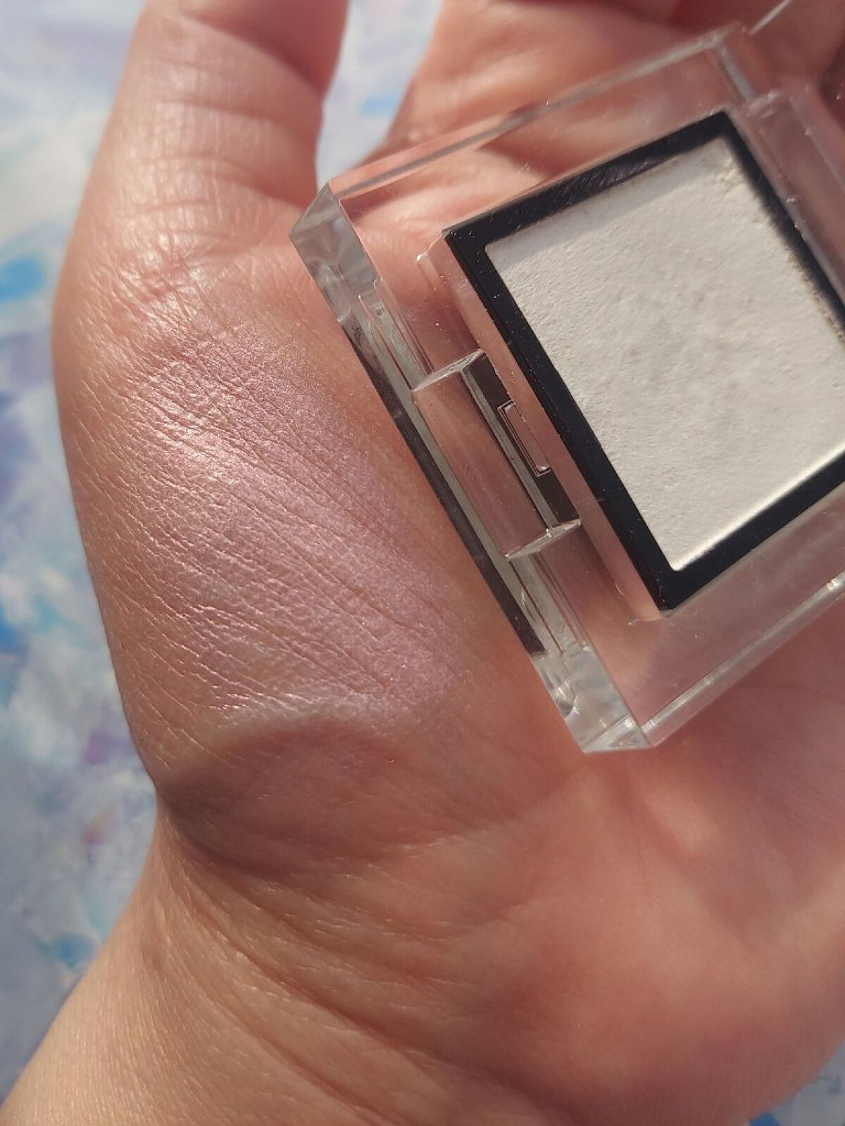 アディクション ザ アイシャドウ パール/ADDICTION/単色アイシャドウを使ったクチコミ（2枚目）