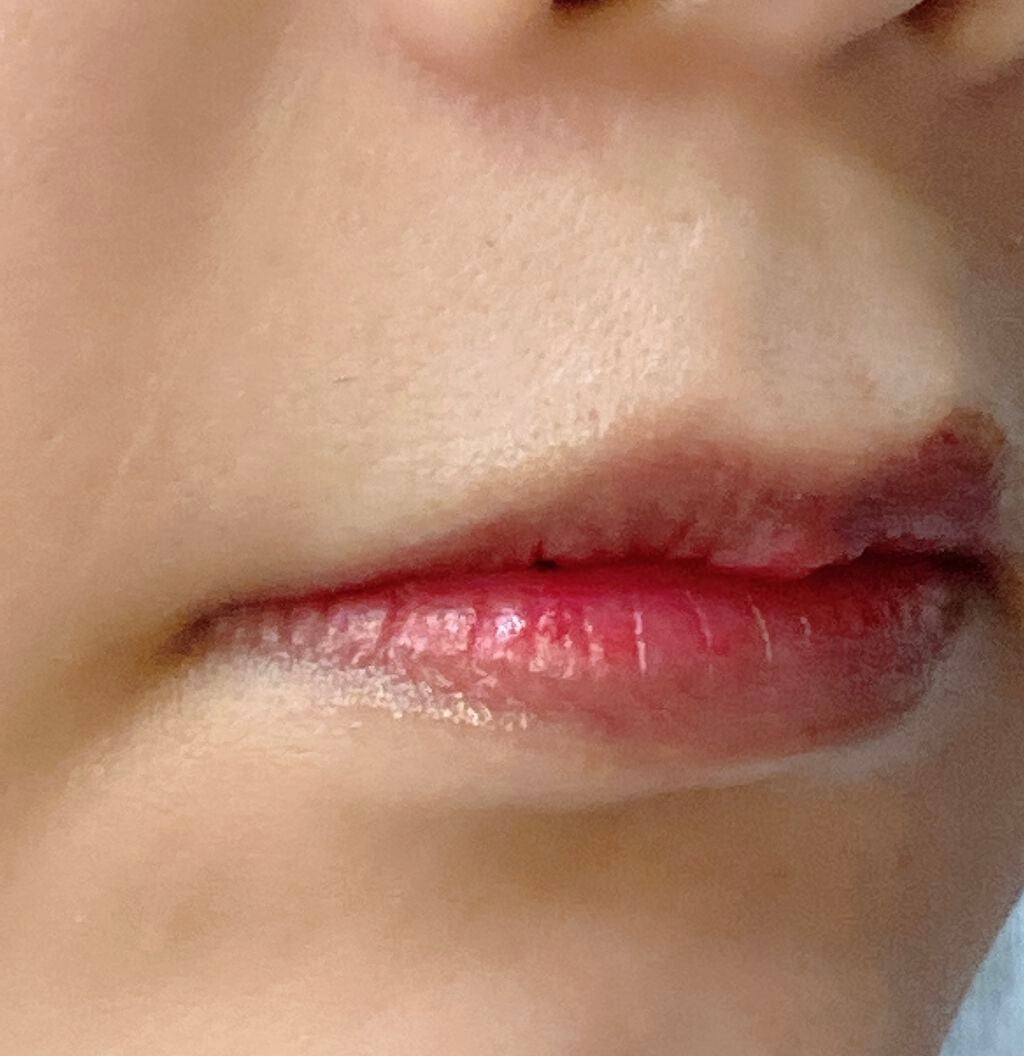 ジューシーラスティングティント/rom&nd/リップティントを使ったクチコミ(4枚目)