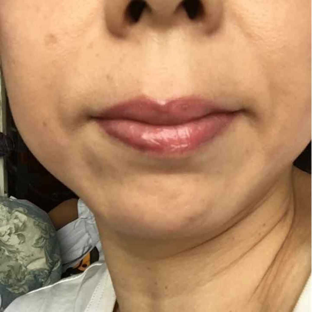 エクストラ リップ ティント/BOBBI BROWN/リップティントを使ったクチコミ(2枚目)