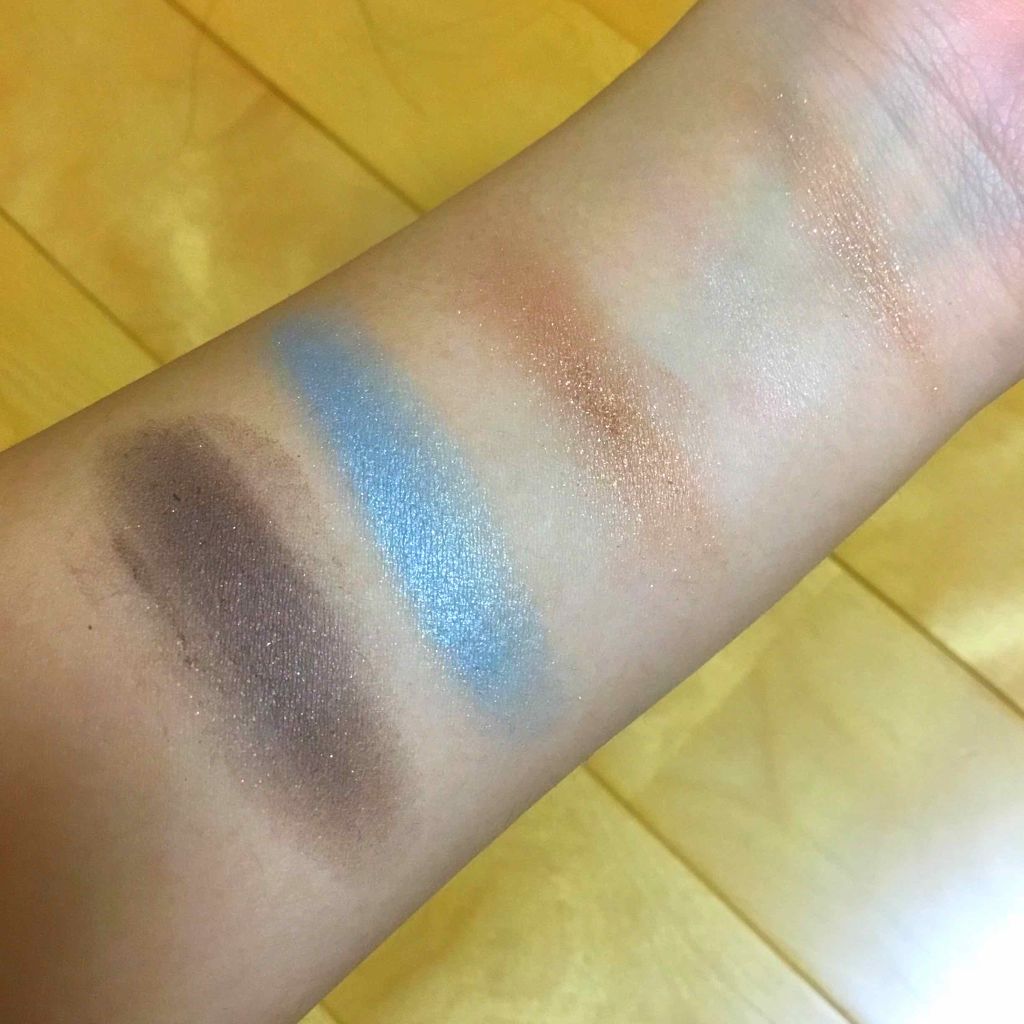 は な on LIPS 「#LIPSベストコスメ2019#リピートコスメブルーの発色よき..」(2枚目)