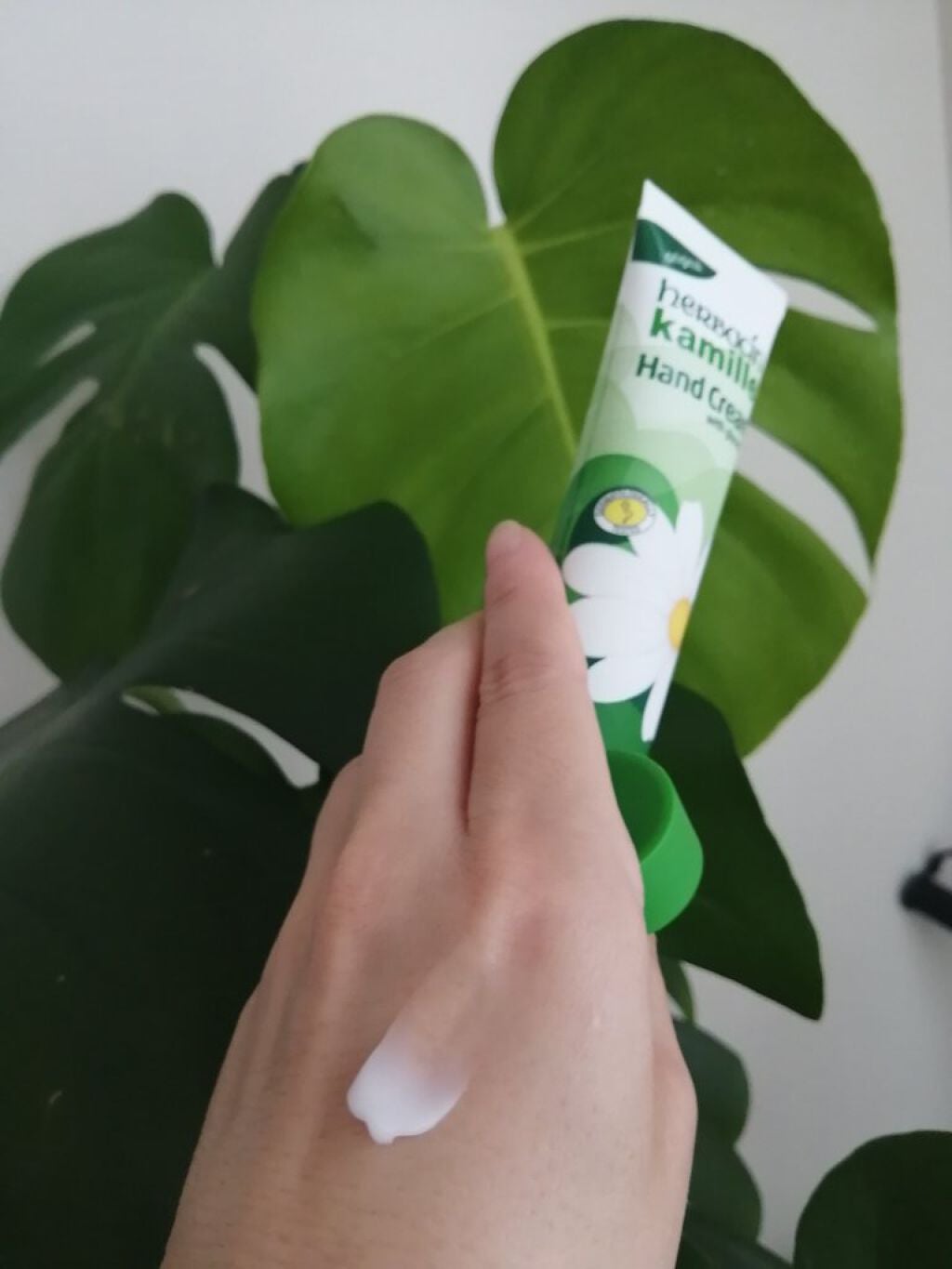 ハーバシン ハンドクリーム オリジナル/ハーバシン/ハンドクリームを使ったクチコミ(2枚目)