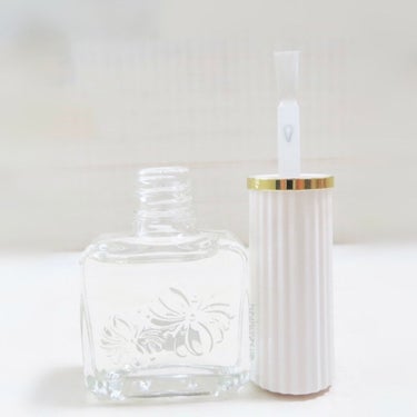 PAUL & JOE BEAUTE ベース ＆ トップコートのクチコミ「❁⃘ PAUL & JOE BEAUTE   ベース ＆ トップコート


ベースコートとトッ.....」（3枚目）