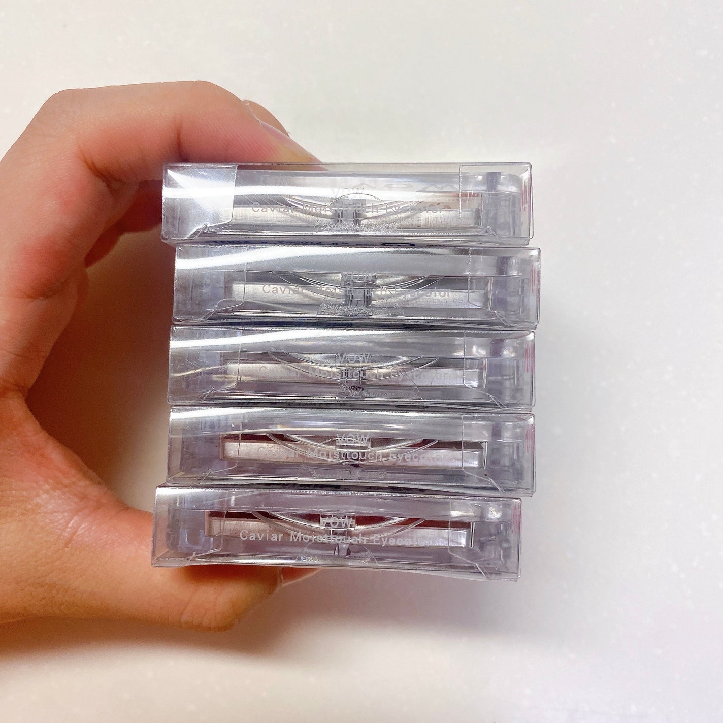 キャビアモイストタッチアイカラー /VOW/アイシャドウパレットを使ったクチコミ(5枚目)