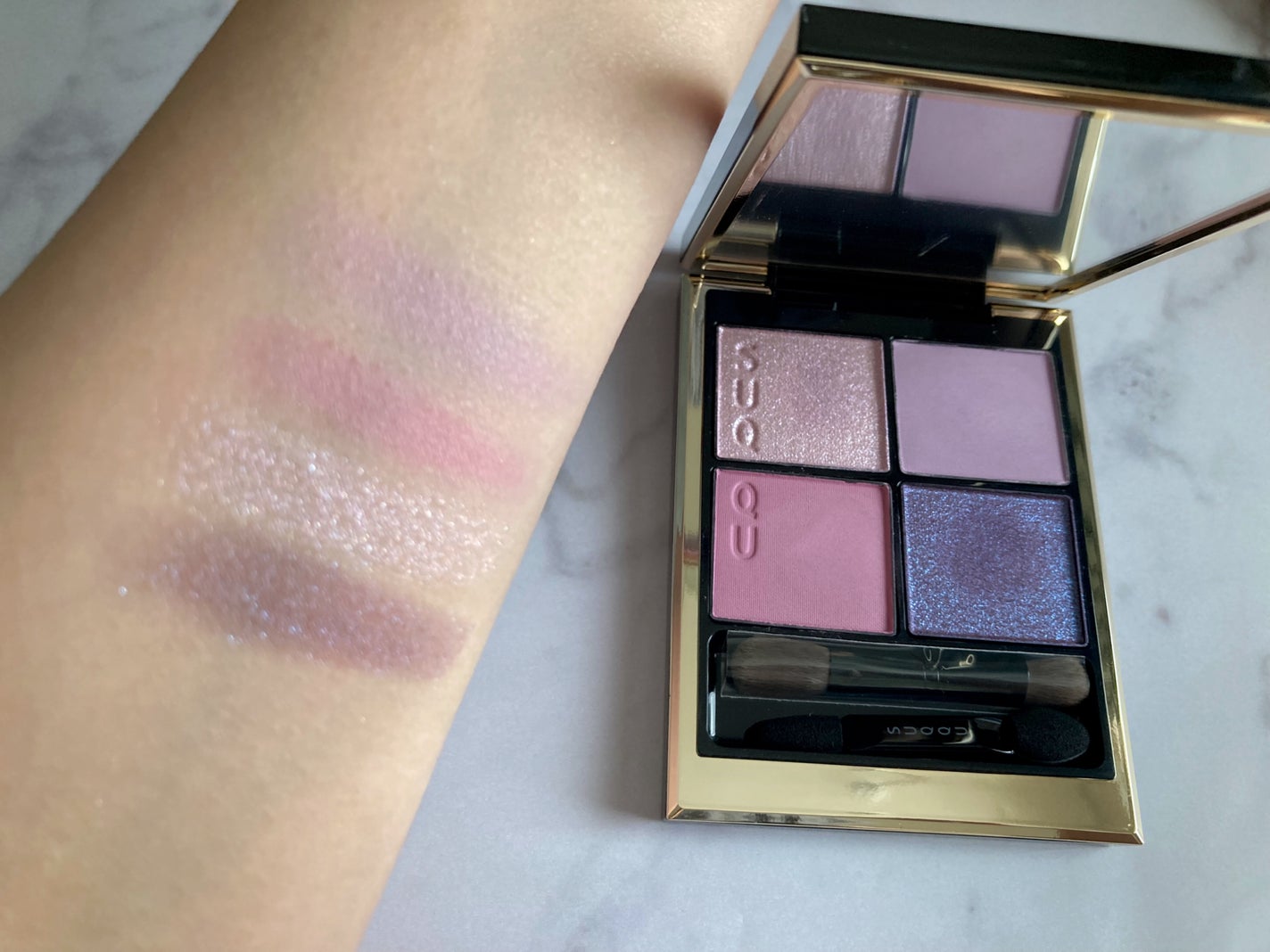 シグニチャー カラー アイズ/SUQQU/アイシャドウパレットを使ったクチコミ(2枚目)