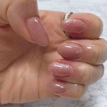 たらちゃん☆follow back100 on LIPS 「ネイル変えてきたー(^^)やっぱり実物に近いのは車内で撮った最..」(5枚目)