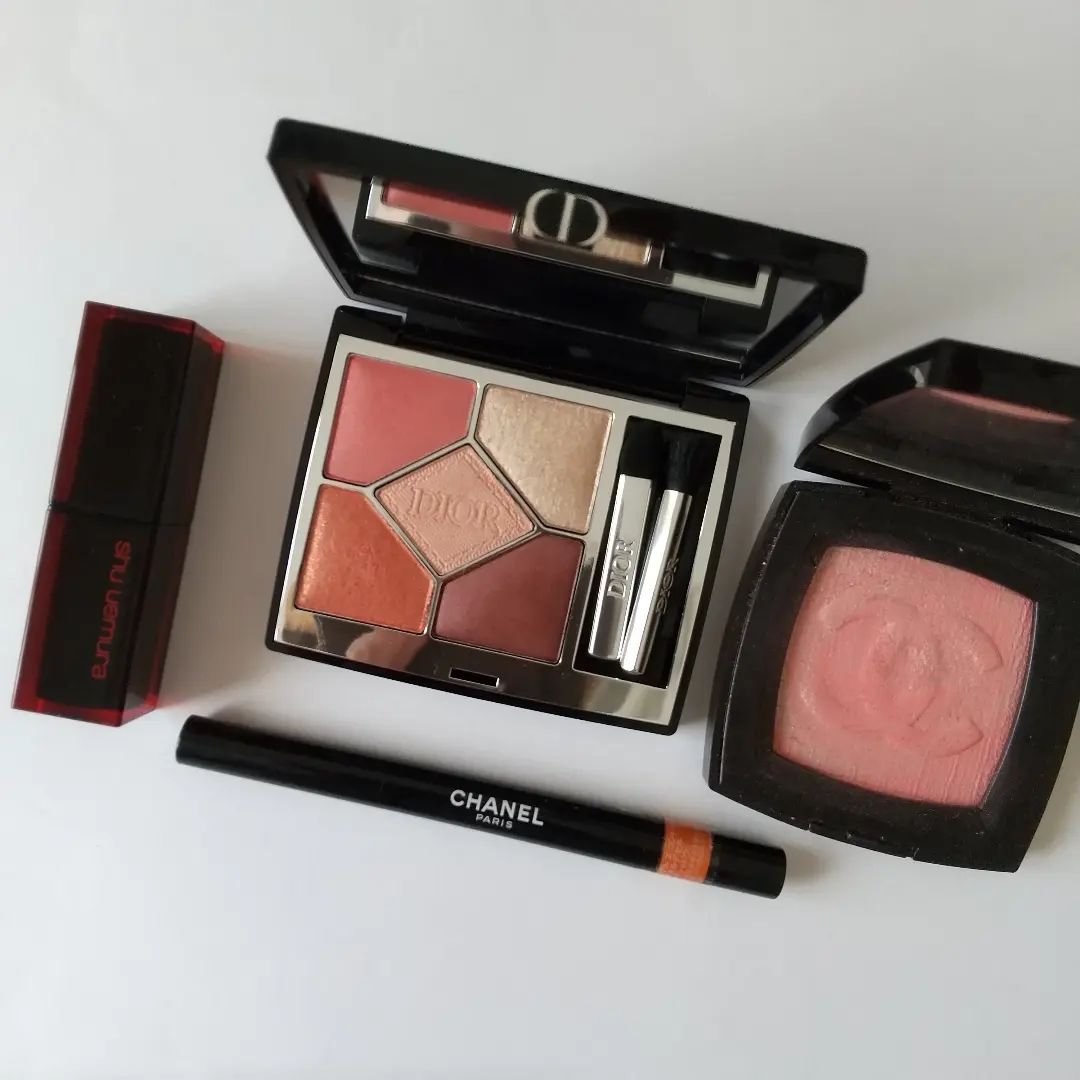 スティロ オンブル エ コントゥール 50 アタルデセル/CHANEL/スティックアイシャドウを使ったクチコミ（1枚目）