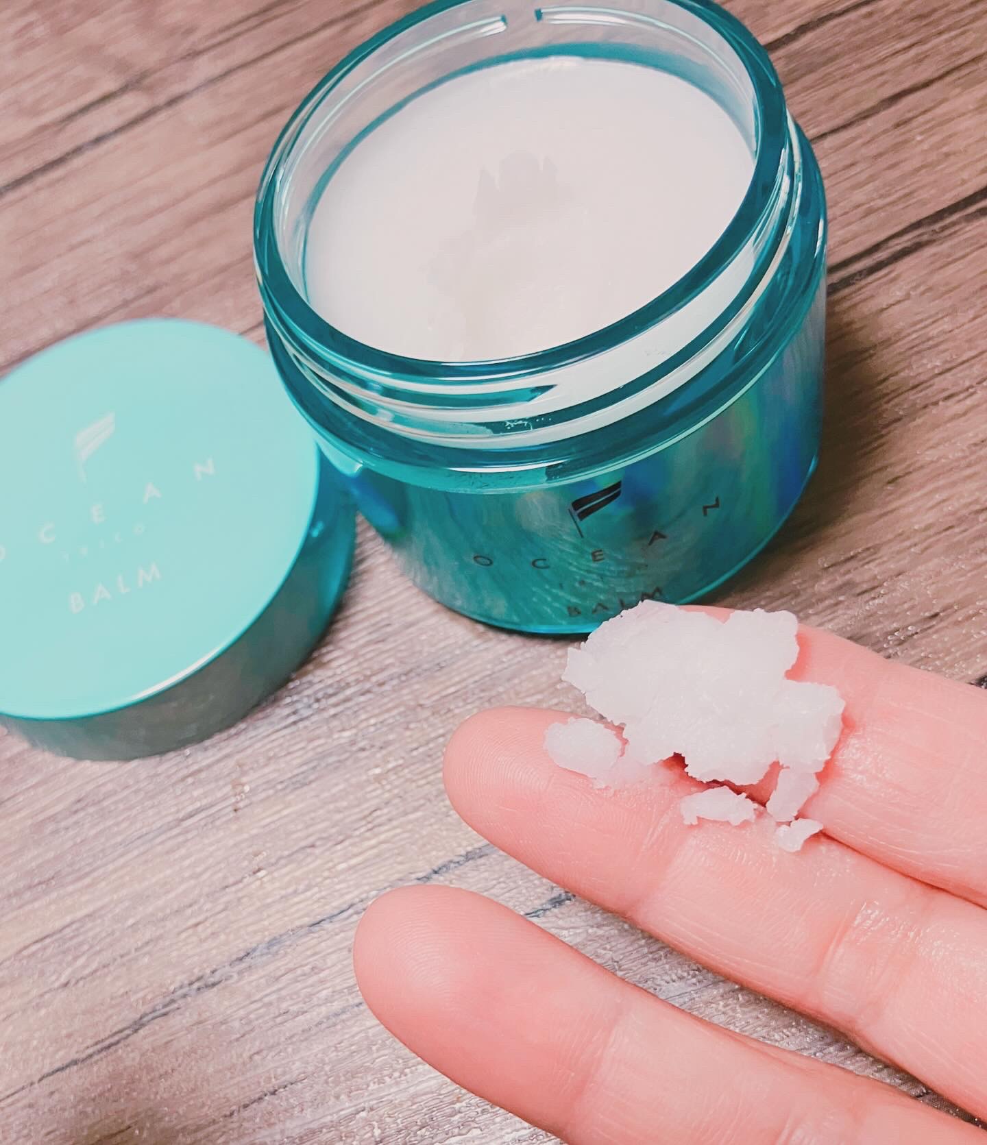 オーシャントリコ ヘアスタイリング バーム ライトブルー/OCEAN TRICO/ヘアバームを使ったクチコミ（2枚目）