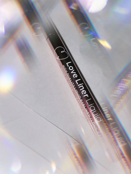 リキッドアイライナーR4/ラブ・ライナー/リキッドアイライナーを使ったクチコミ(1枚目)