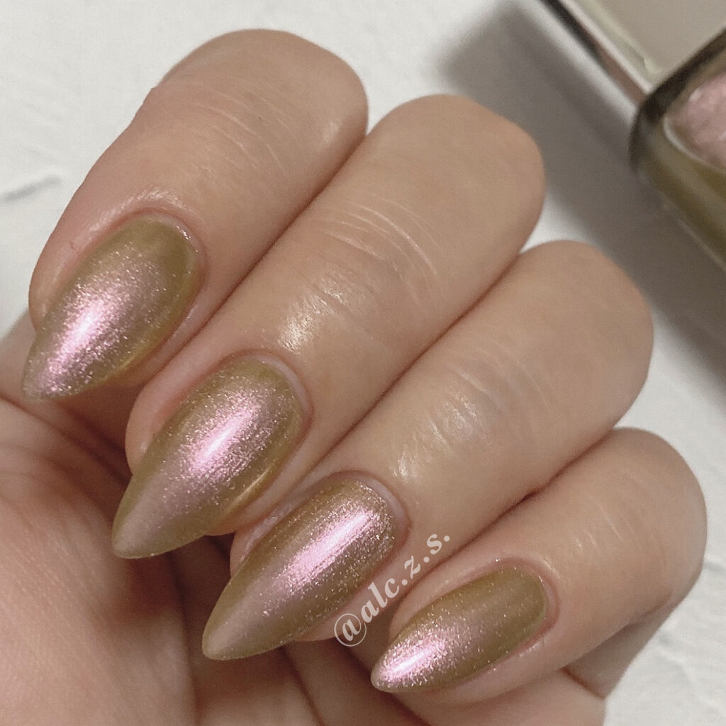 ディオール ヴェルニ＜バーズ オブ ア フェザー＞ 812 アーリー バード/Dior/マニキュアを使ったクチコミ（2枚目）