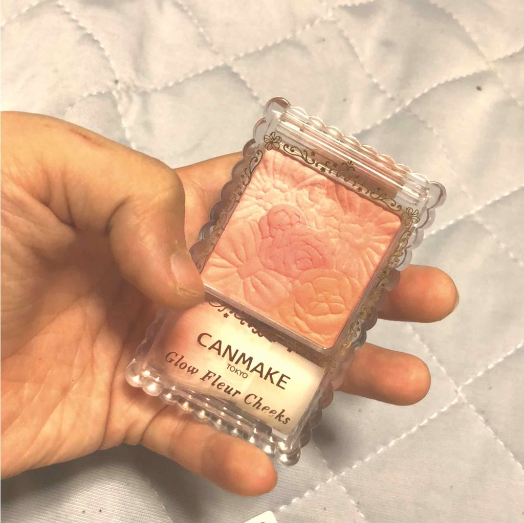 グロウフルールチークス/キャンメイク/パウダーチークを使ったクチコミ（1枚目）