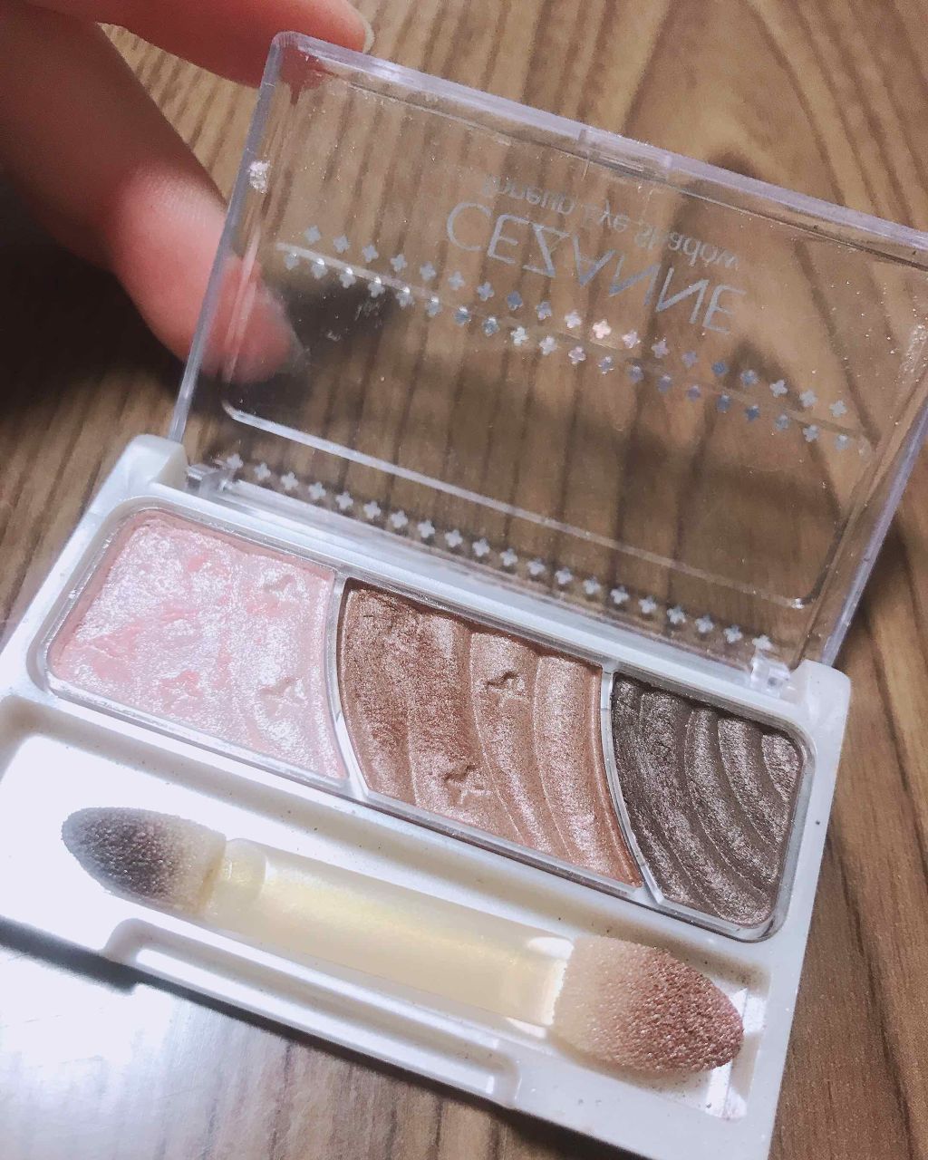 トーンアップアイシャドウ/CEZANNE/アイシャドウパレットを使ったクチコミ(1枚目)